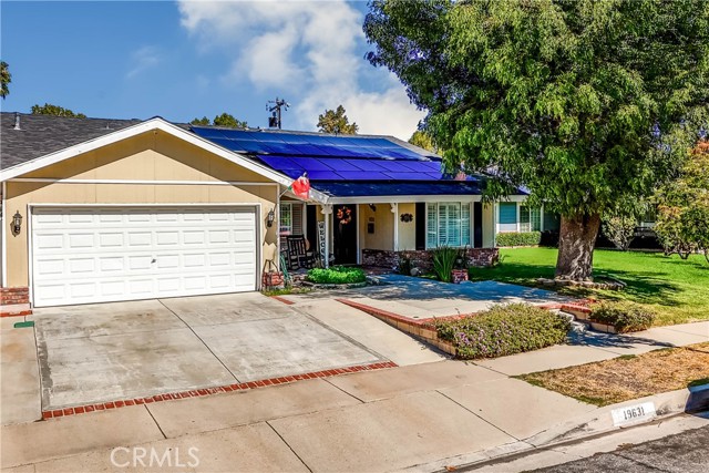 Canyon Country, California, 91351, United States, 4 Bedrooms Bedrooms, ,2 BathroomsBathrooms,Residential,For Sale,1977550