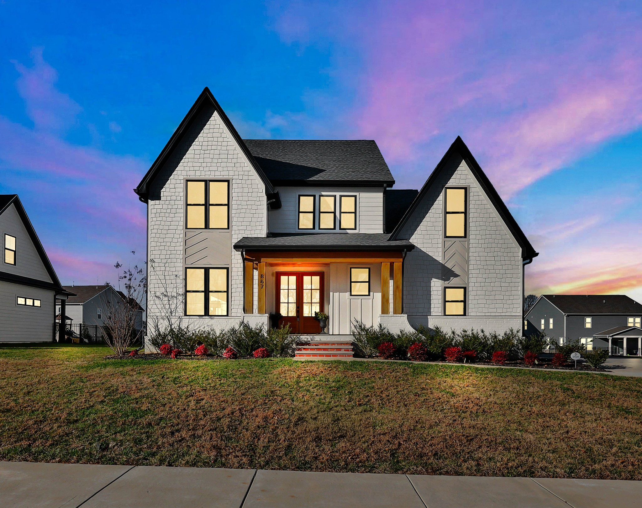 Clarksville, Tennessee, 37043, United States, 5 Bedrooms Bedrooms, ,4 BathroomsBathrooms,Residential,For Sale,2009073