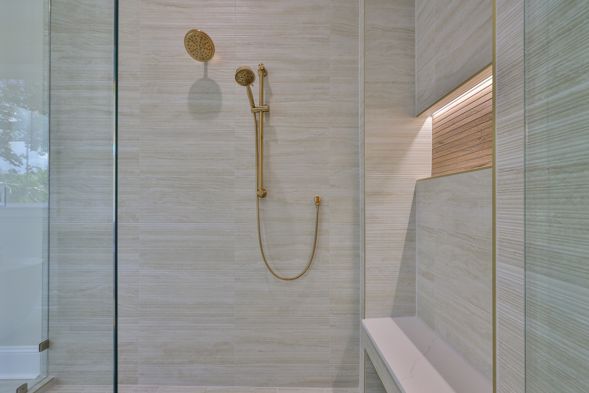 Tampa, Florida, 33629, United States, 5 Bedrooms Bedrooms, ,6 BathroomsBathrooms,Residential,For Sale,1974483