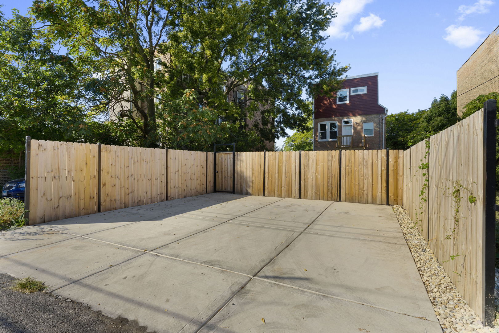 Chicago, Illinois, 60623, United States, 6 Bedrooms Bedrooms, ,Residential,For Sale,1958616