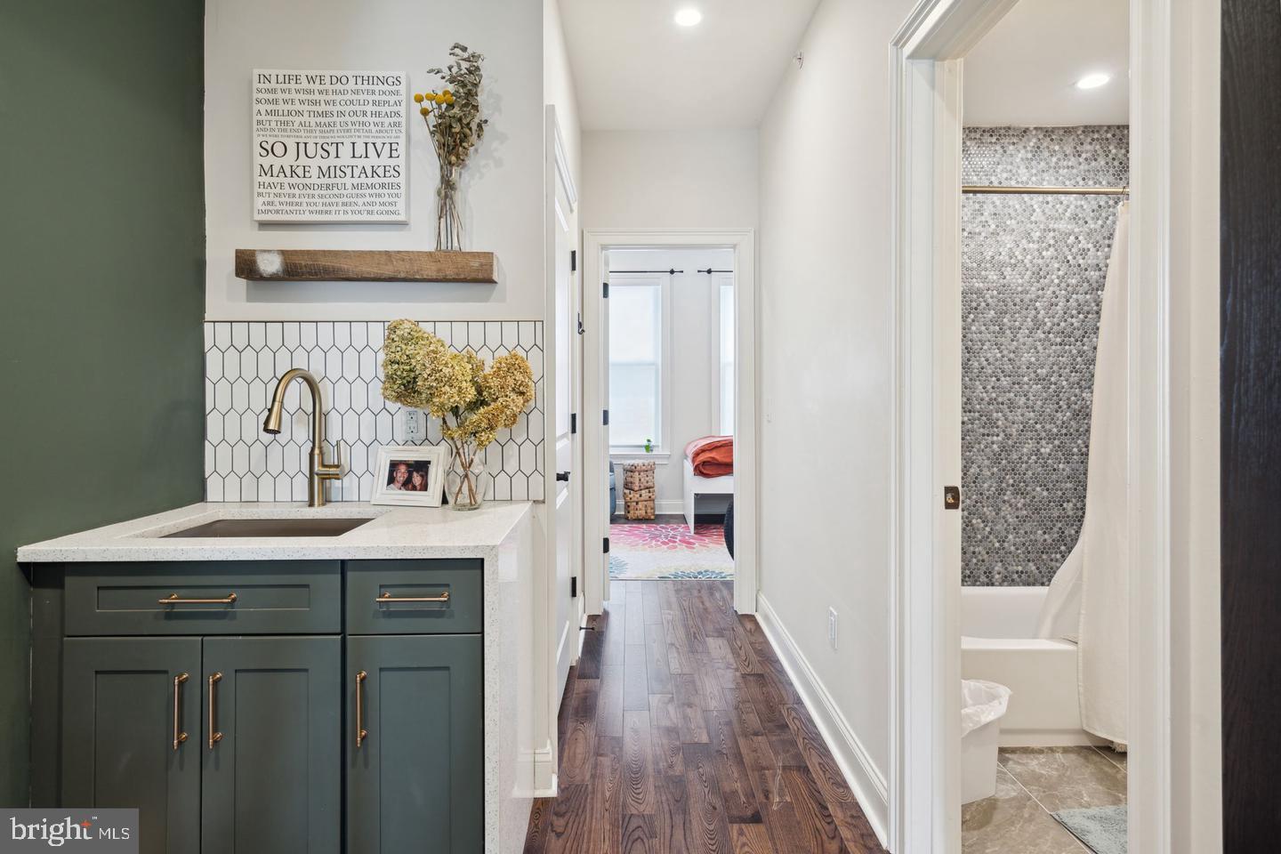 Philadelphia, Pennsylvania, 19130, United States, 3 Bedrooms Bedrooms, ,3 BathroomsBathrooms,Residential,For Sale,1959206