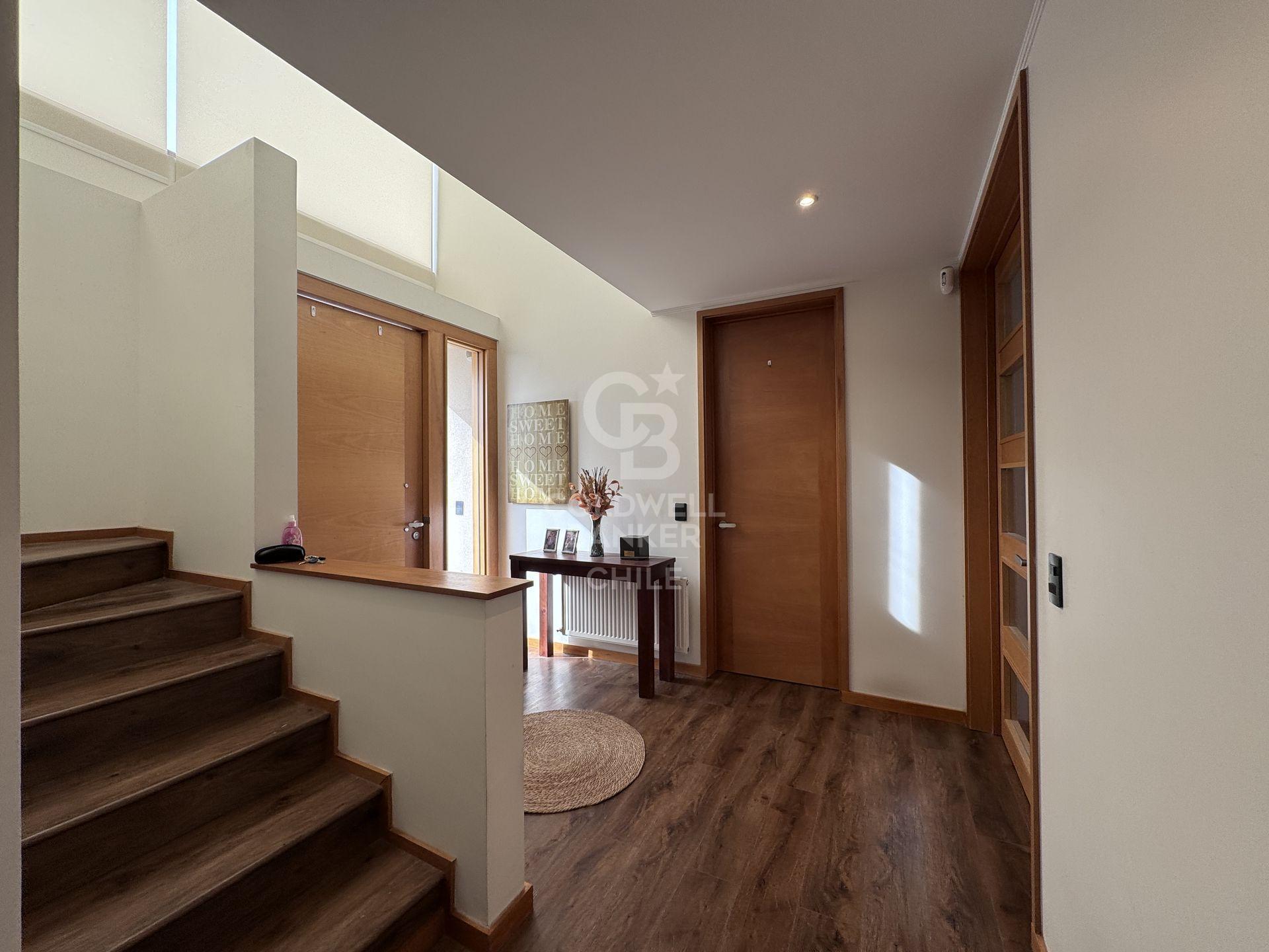 Colina, Chile, 5 Bedrooms Bedrooms, ,4 BathroomsBathrooms,Residential,For Sale,1867480