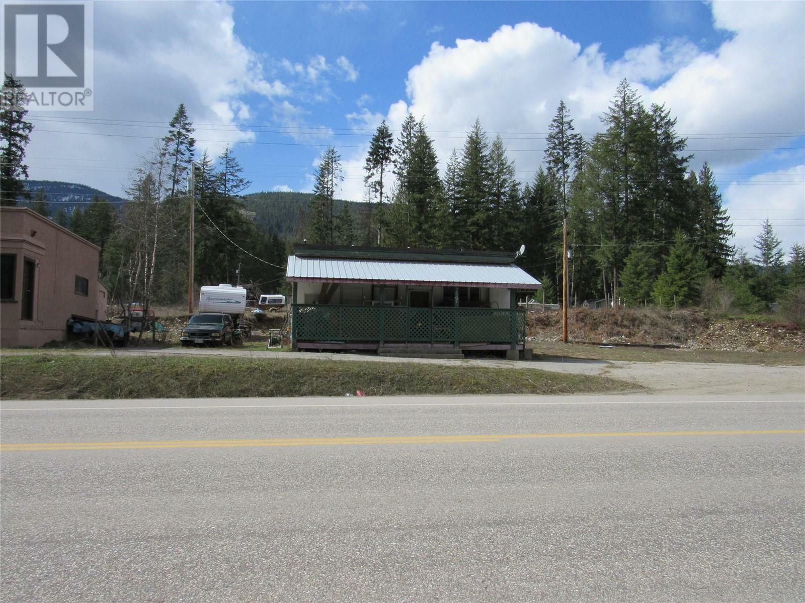 CASTLEGAR, British Columbia, V1N 4P5, CA, 3 Bedrooms Bedrooms, ,3 BathroomsBathrooms,Residential,For Sale,1837763