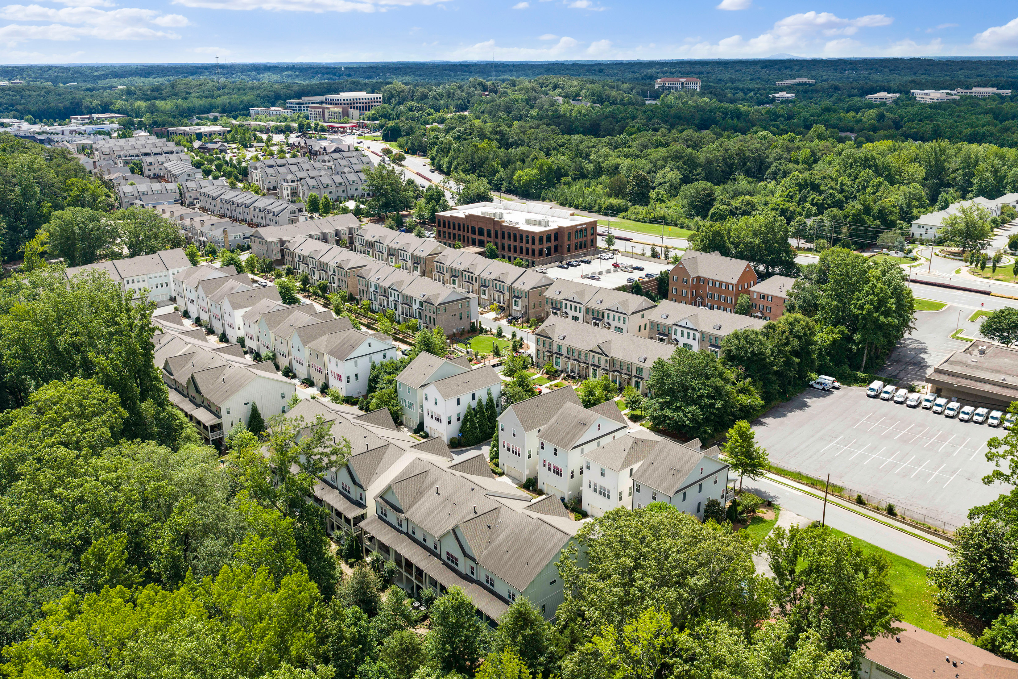  Ideally Positioned in Midwick, One of Alpharetta