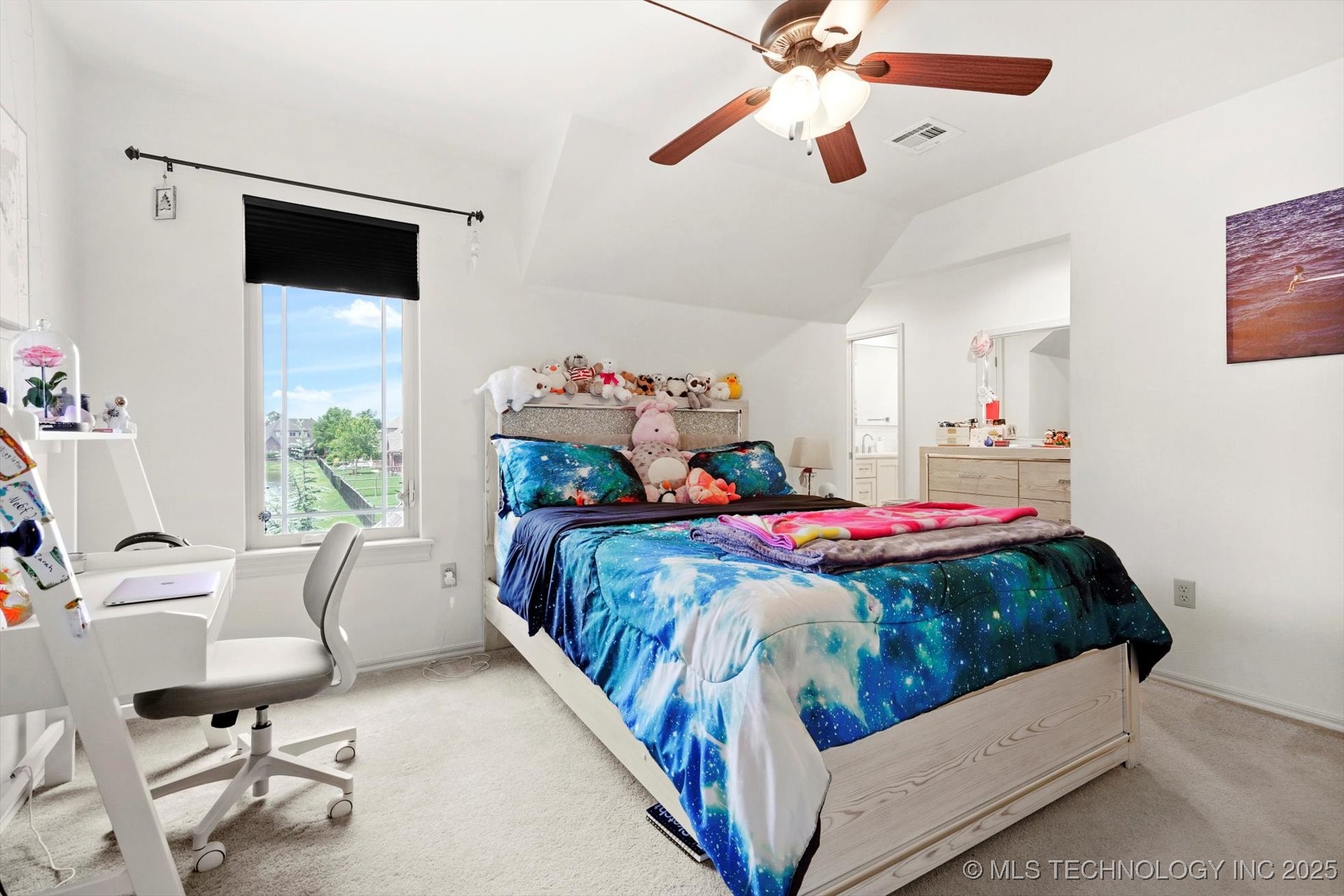 Bixby, Oklahoma, 74070, United States, 4 Bedrooms Bedrooms, ,5 BathroomsBathrooms,Residential,For Sale,1829148