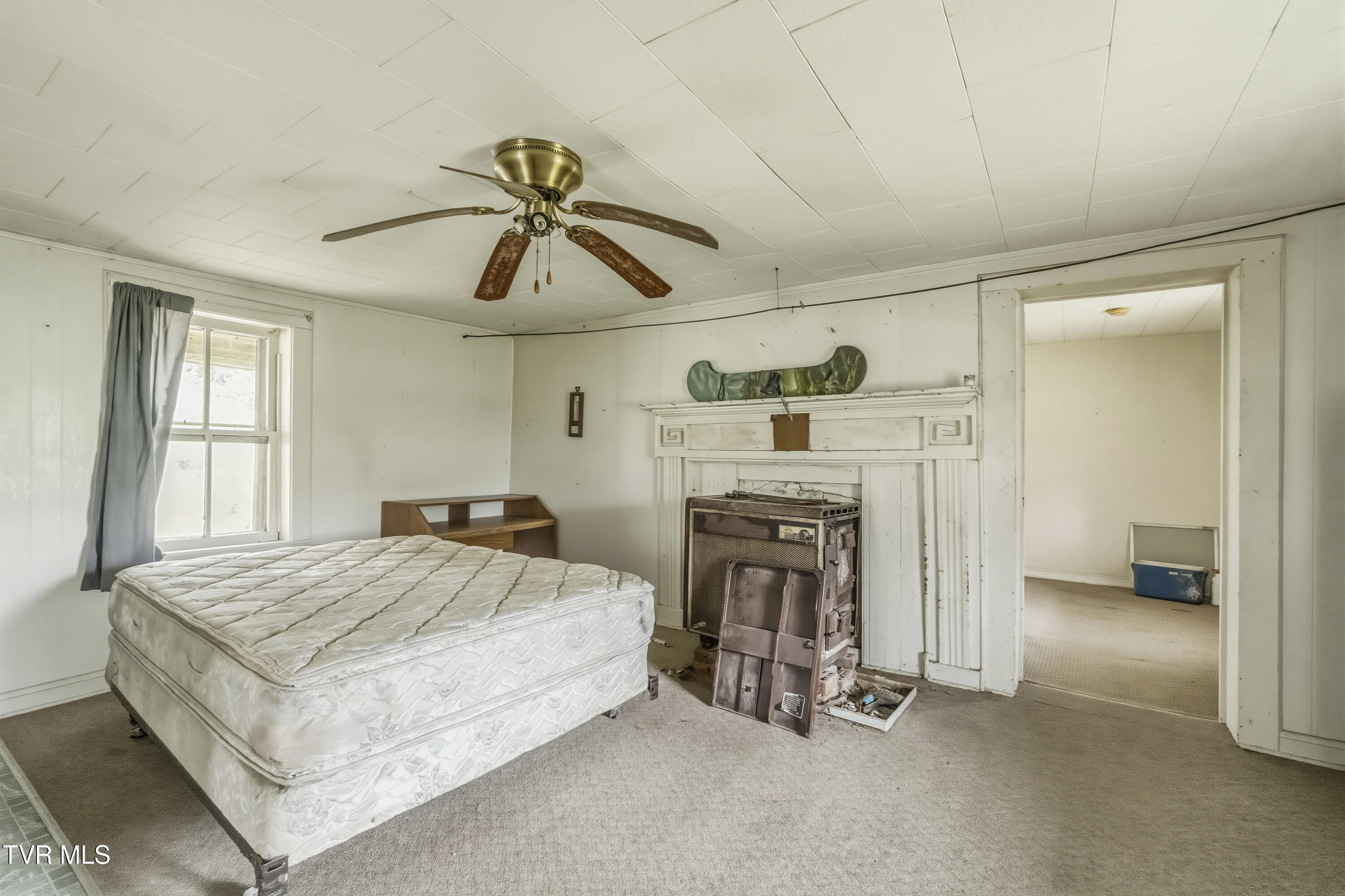 Chuckey, Tennessee, 37641, United States, 2 Bedrooms Bedrooms, ,1 BathroomBathrooms,Residential,For Sale,2031681