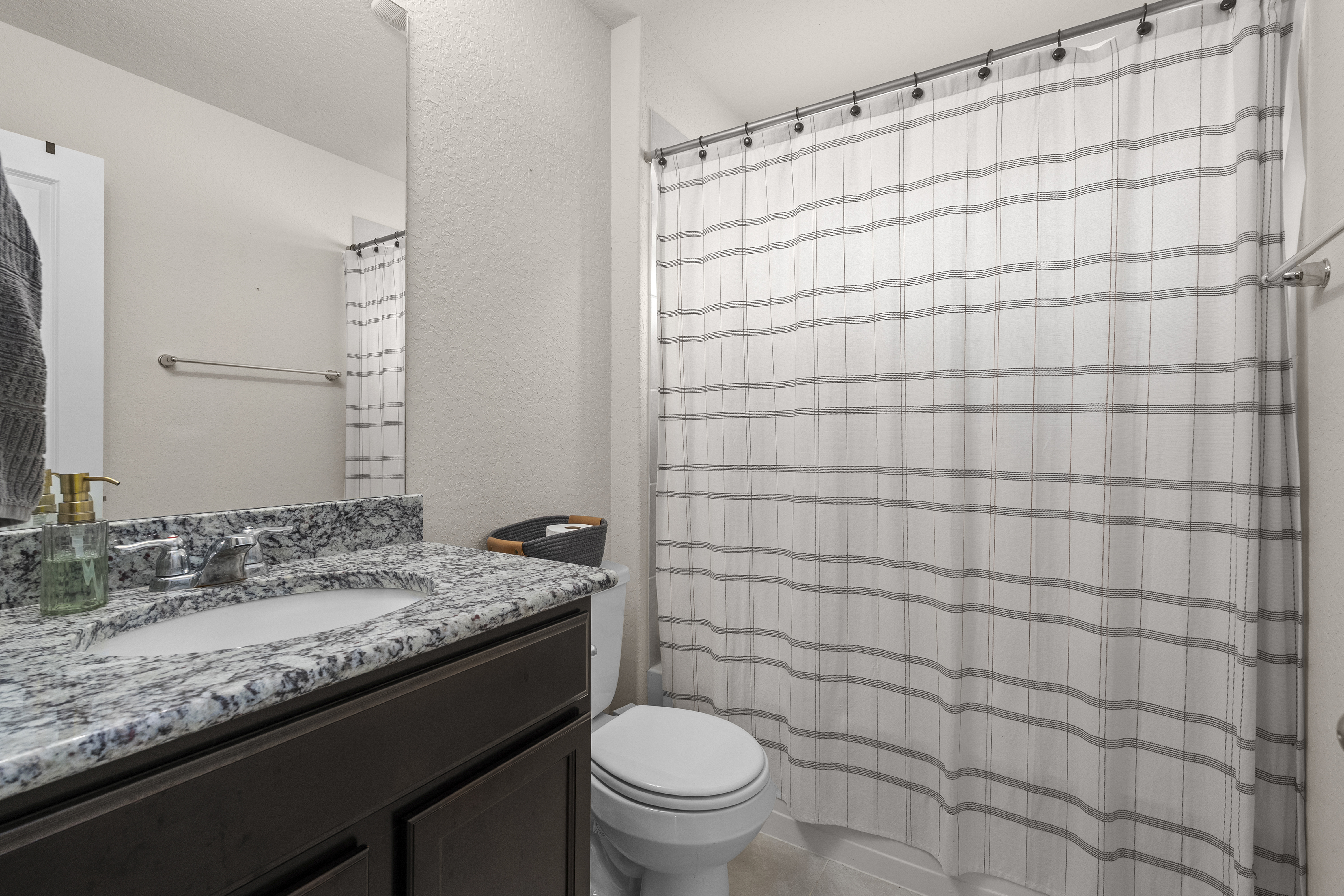  Stylish Four Bedroom with Open Layout - 物件實景