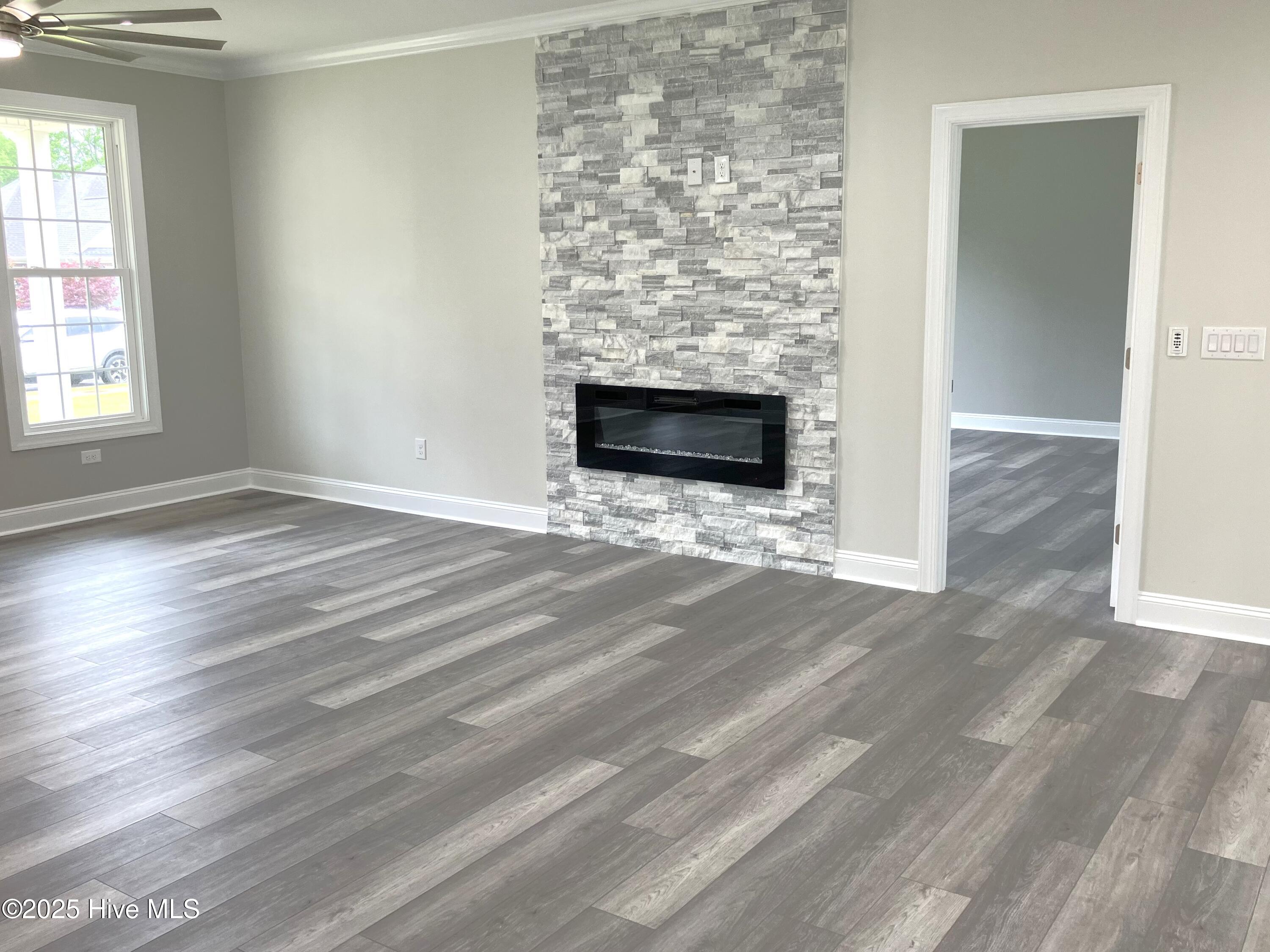 Jacksonville, North Carolina, 28546, United States, 5 Bedrooms Bedrooms, ,4 BathroomsBathrooms,Residential,For Sale,1872875