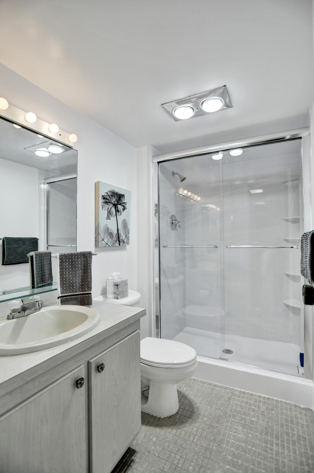 Sunny Isles Beach, Florida, 33160, United States, 1 Bedroom Bedrooms, ,2 BathroomsBathrooms,Residential,For Sale,1804245