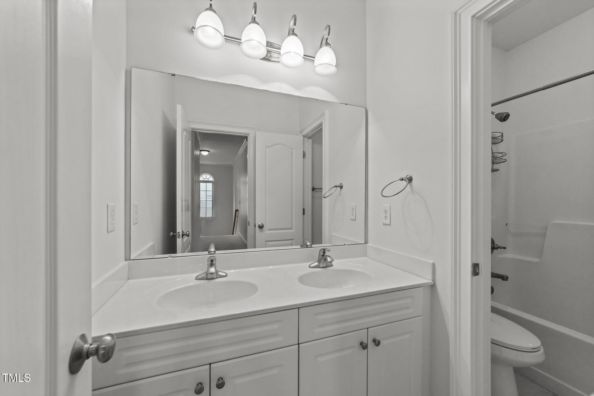 Raleigh, North Carolina, 27614, United States, 5 Bedrooms Bedrooms, ,4 BathroomsBathrooms,Residential,For Sale,1941668