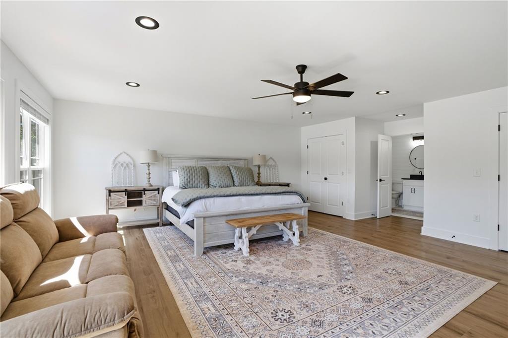 Milledgeville, Georgia, 31061, United States, 4 Bedrooms Bedrooms, ,4 BathroomsBathrooms,Residential,For Sale,2039885