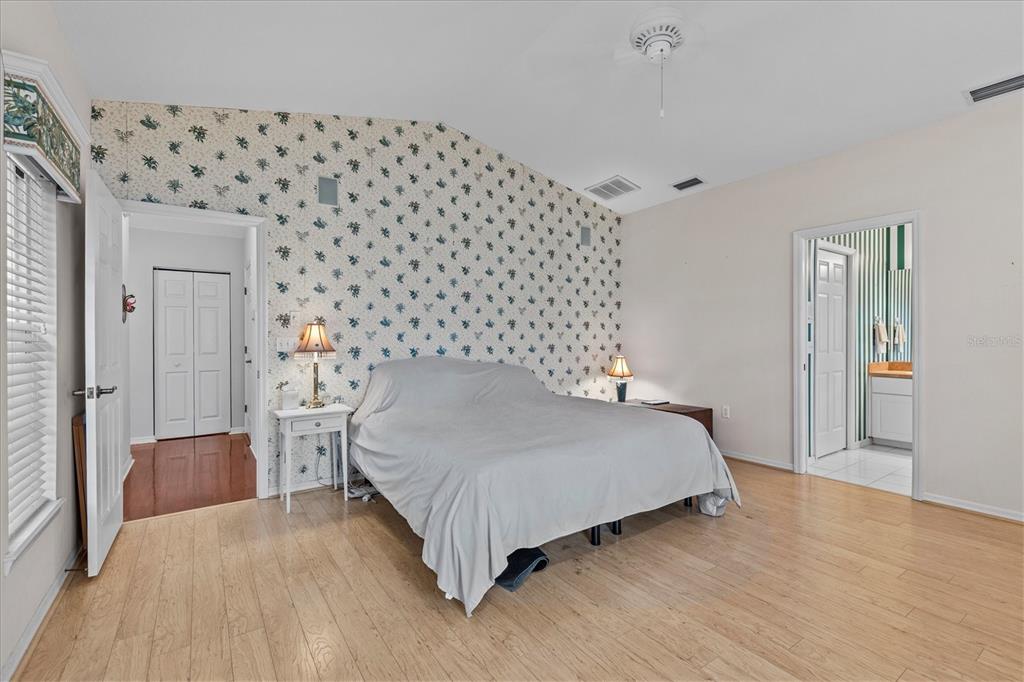 Tarpon Springs, Florida, 34689, United States, 3 Bedrooms Bedrooms, ,3 BathroomsBathrooms,Residential,For Sale,1947969