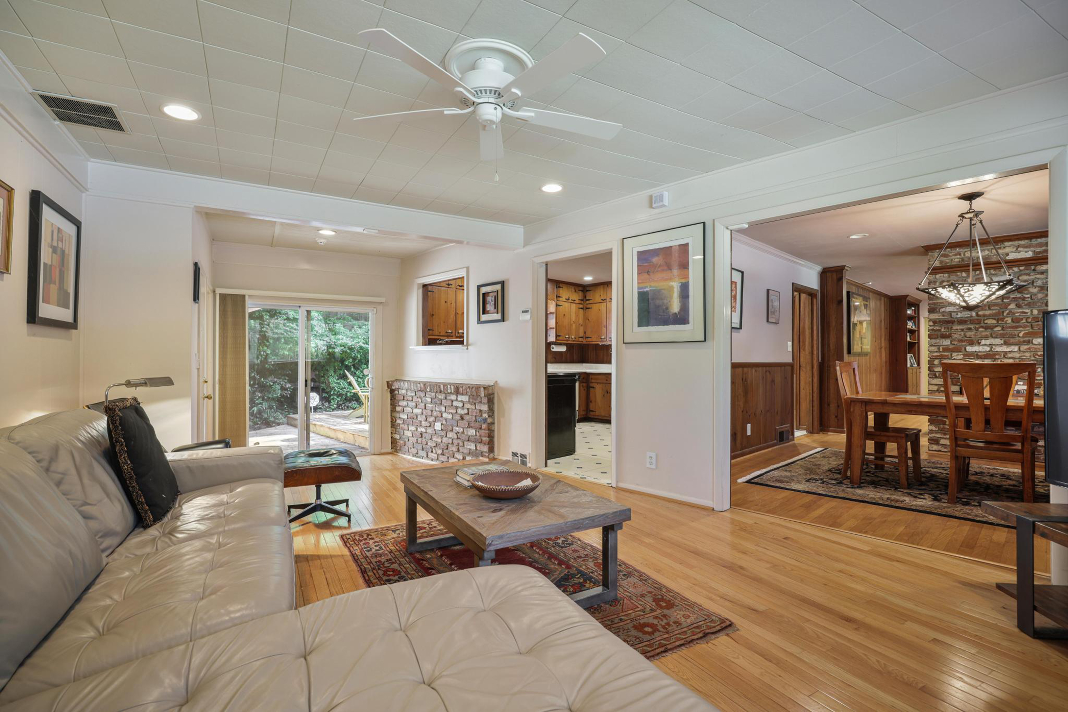  Meticulously Maintained Mid-century Modern Home in the Heart of Decatur - 物件實景