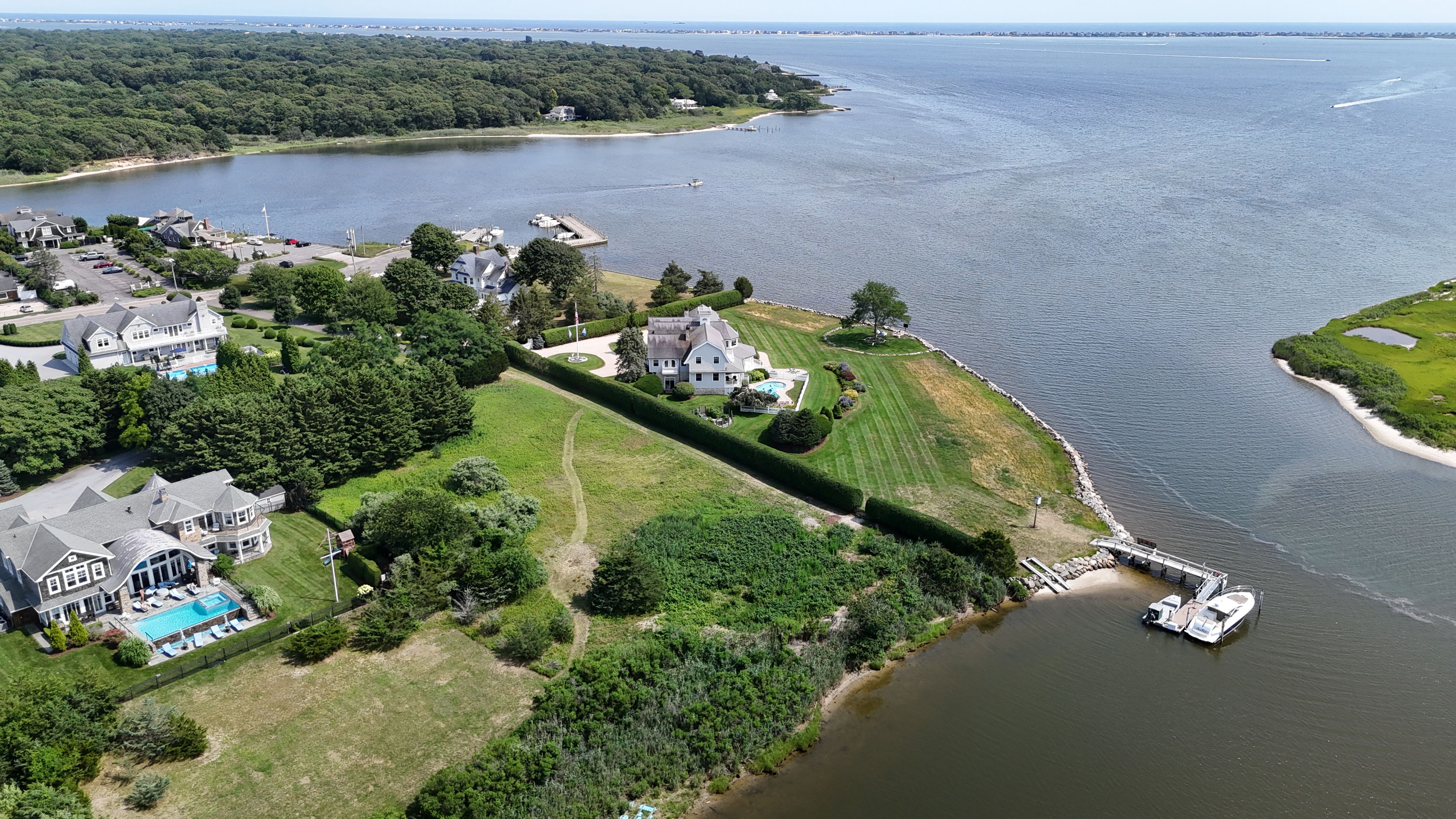  61 S Bay Avenue, Eastport, NY, 11941 - 物件實景