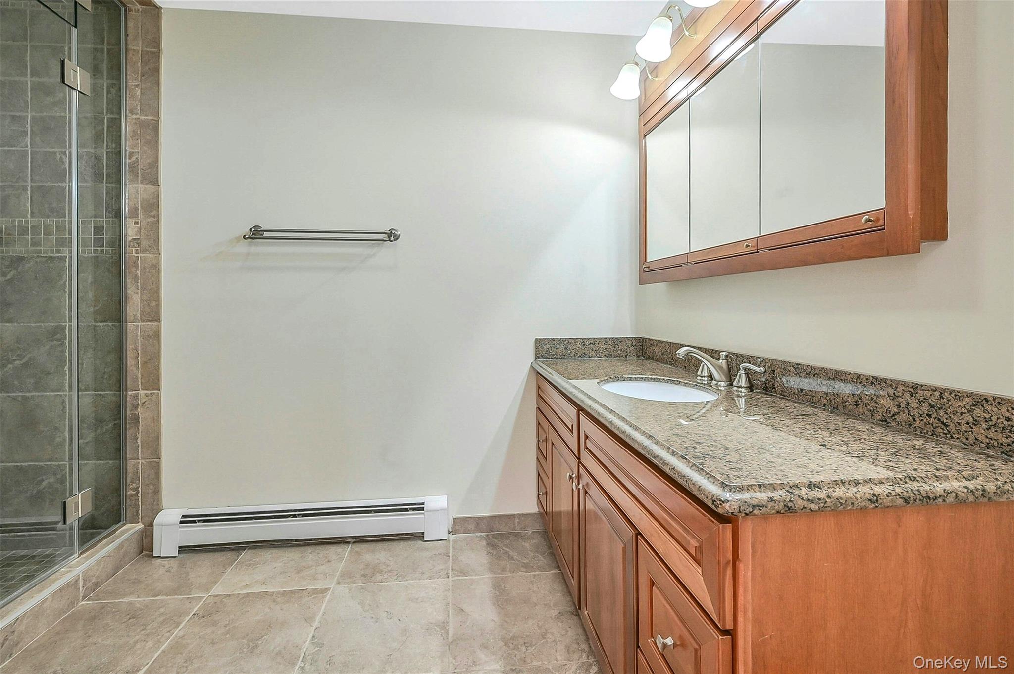 Jamesport, New York, 11947, United States, 4 Bedrooms Bedrooms, ,3 BathroomsBathrooms,Residential,For Sale,2002985