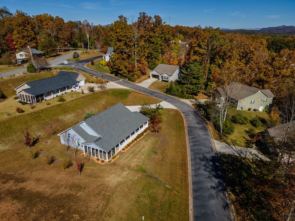 Blue Ridge, Georgia, 30513, United States, 3 Bedrooms Bedrooms, ,2 BathroomsBathrooms,Residential,For Sale,1987936