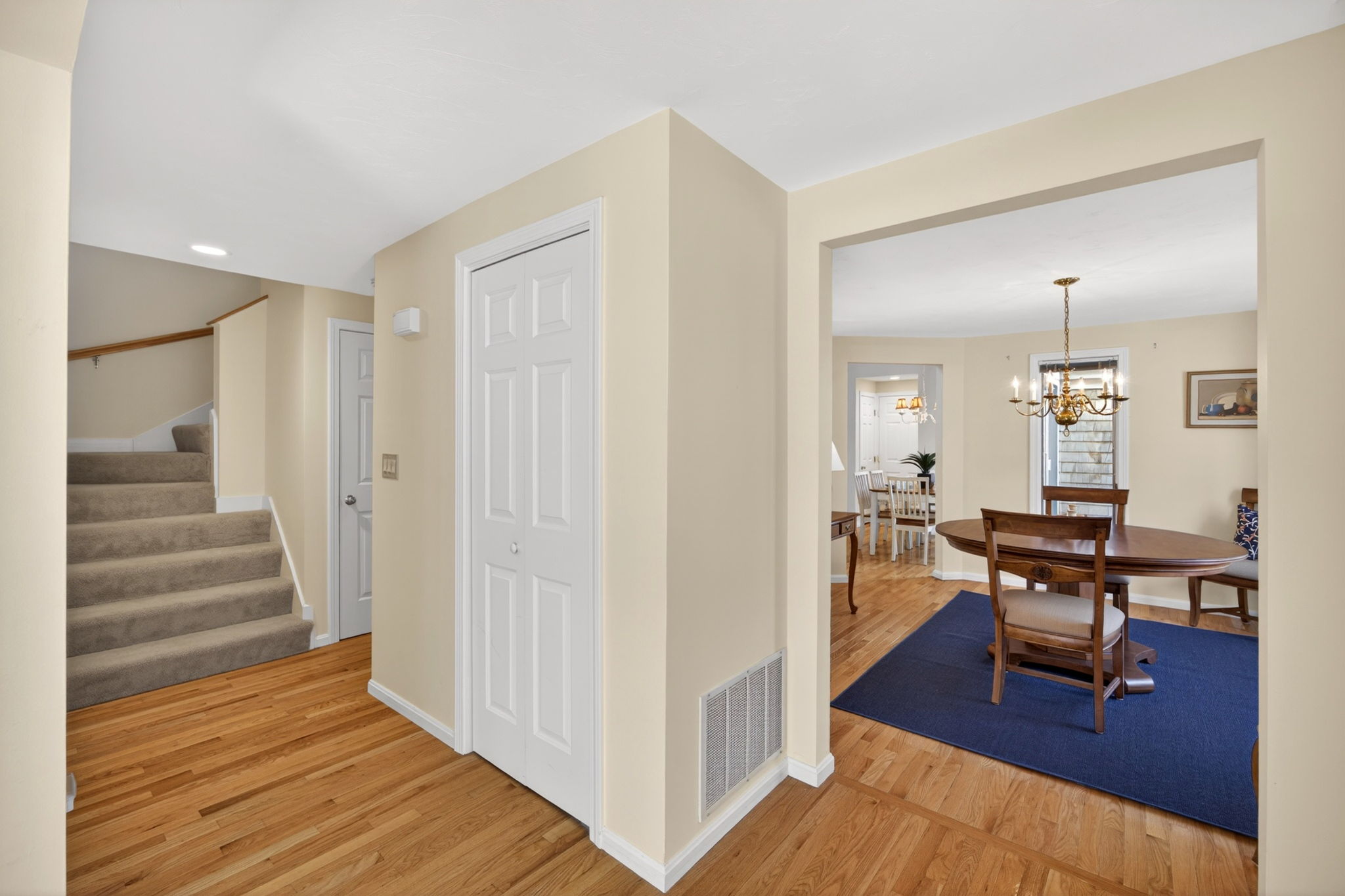  24 W Woods Circle, Yarmouth Port, MA, 02675 - 物件實景