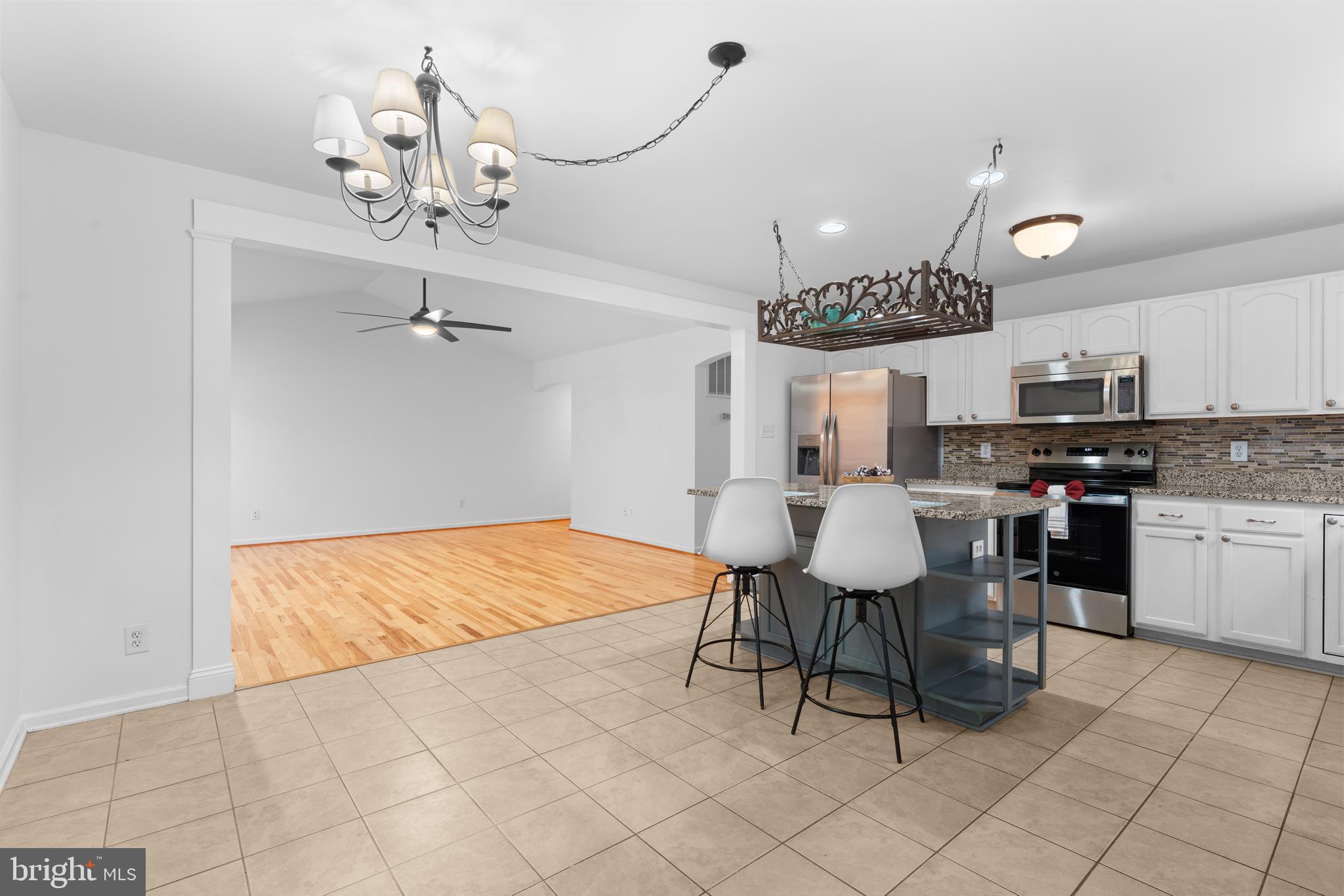 Locust Dale, Virginia, 22948, United States, 3 Bedrooms Bedrooms, ,4 BathroomsBathrooms,Residential,For Sale,1996627