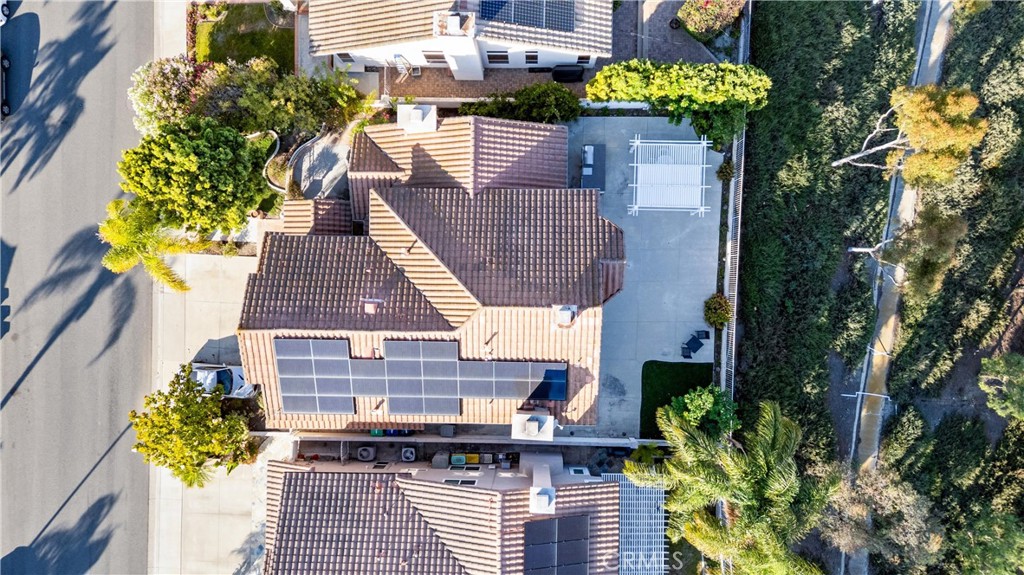 Laguna Hills, California, 92653, United States, 4 Bedrooms Bedrooms, ,3 BathroomsBathrooms,Residential,For Sale,1987832