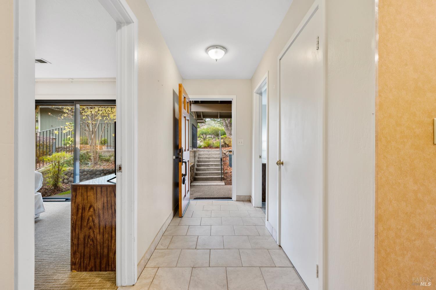 Napa, California, 94558, United States, 3 Bedrooms Bedrooms, ,2 BathroomsBathrooms,Residential,For Sale,1988085