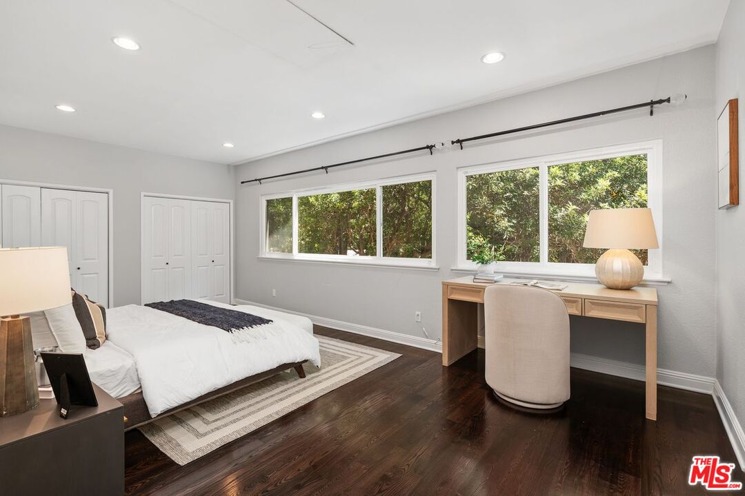 Los Angeles, California, 90077, United States, 3 Bedrooms Bedrooms, ,3 BathroomsBathrooms,Residential,For Sale,1933289