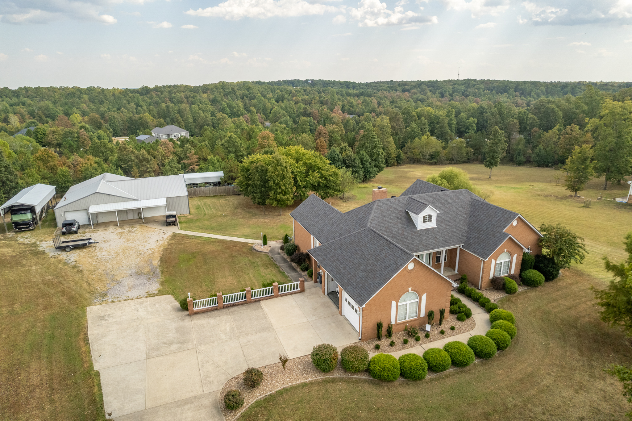 Poplar Bluff, Missouri, 63901, United States, 6 Bedrooms Bedrooms, ,3 BathroomsBathrooms,Residential,For Sale,1977359