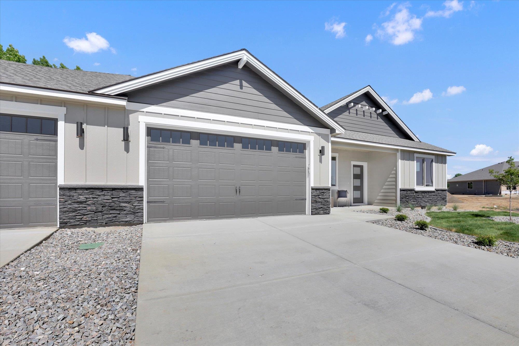 Deer Park, Washington, 99006, United States, 3 Bedrooms Bedrooms, ,2 BathroomsBathrooms,Residential,For Sale,1994533