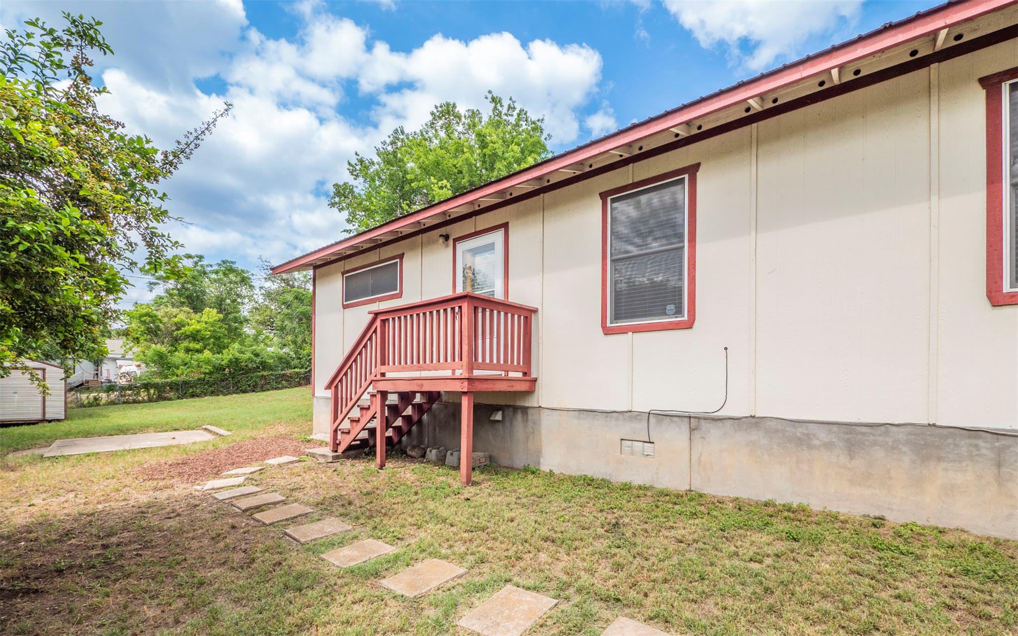 Austin, Texas, 78702, United States, 3 Bedrooms Bedrooms, ,1 BathroomBathrooms,Residential,For Sale,1887406