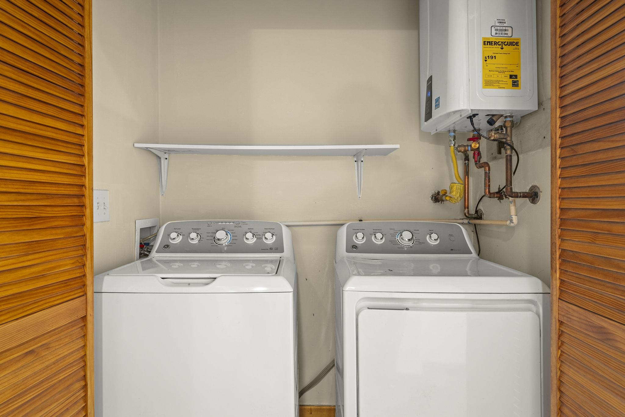 Tahoe Vista, California, 96148, United States, 3 Bedrooms Bedrooms, ,2 BathroomsBathrooms,Residential,For Sale,2003341