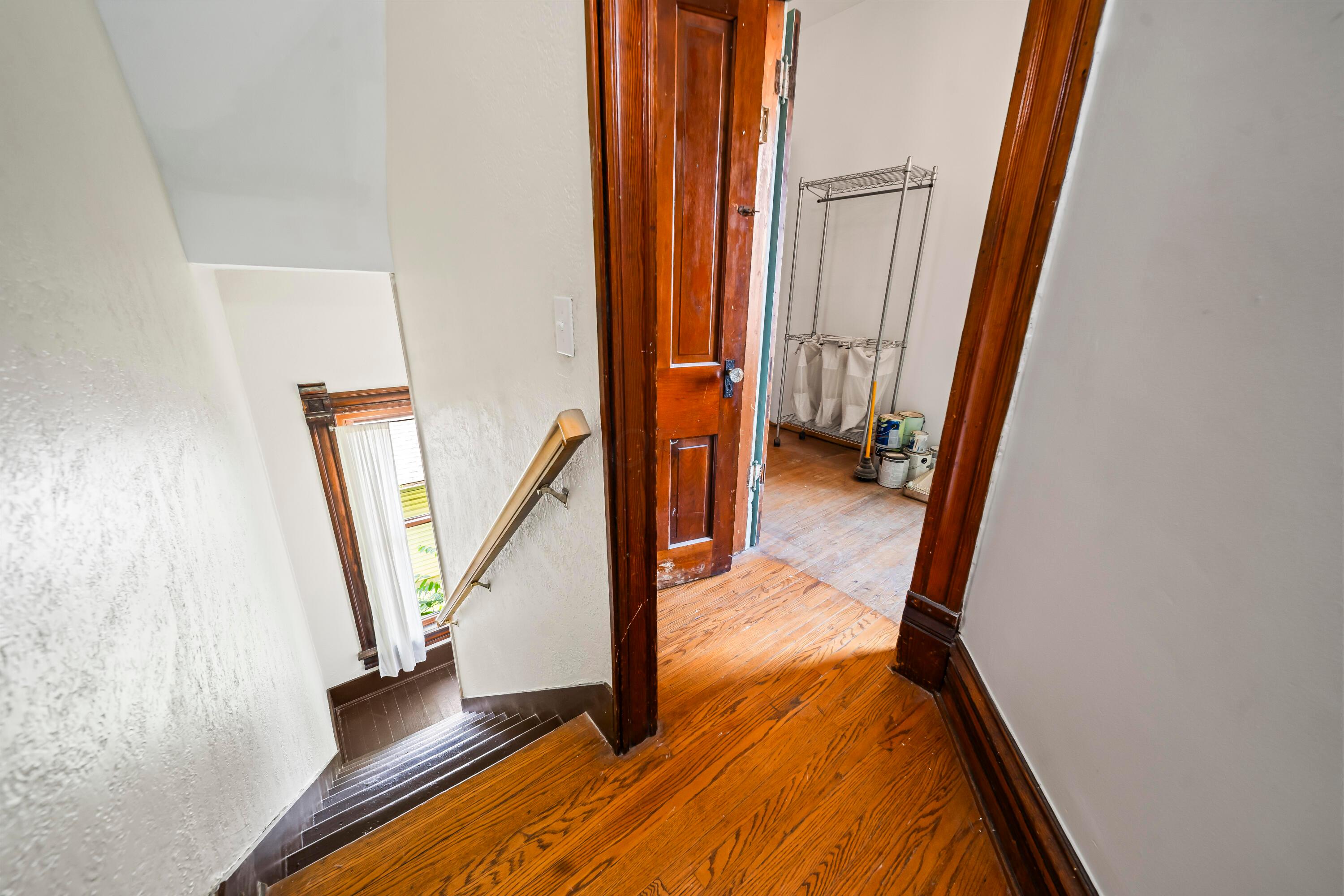 Columbus, Ohio, 43205, United States, 4 Bedrooms Bedrooms, ,3 BathroomsBathrooms,Residential,For Sale,1866885