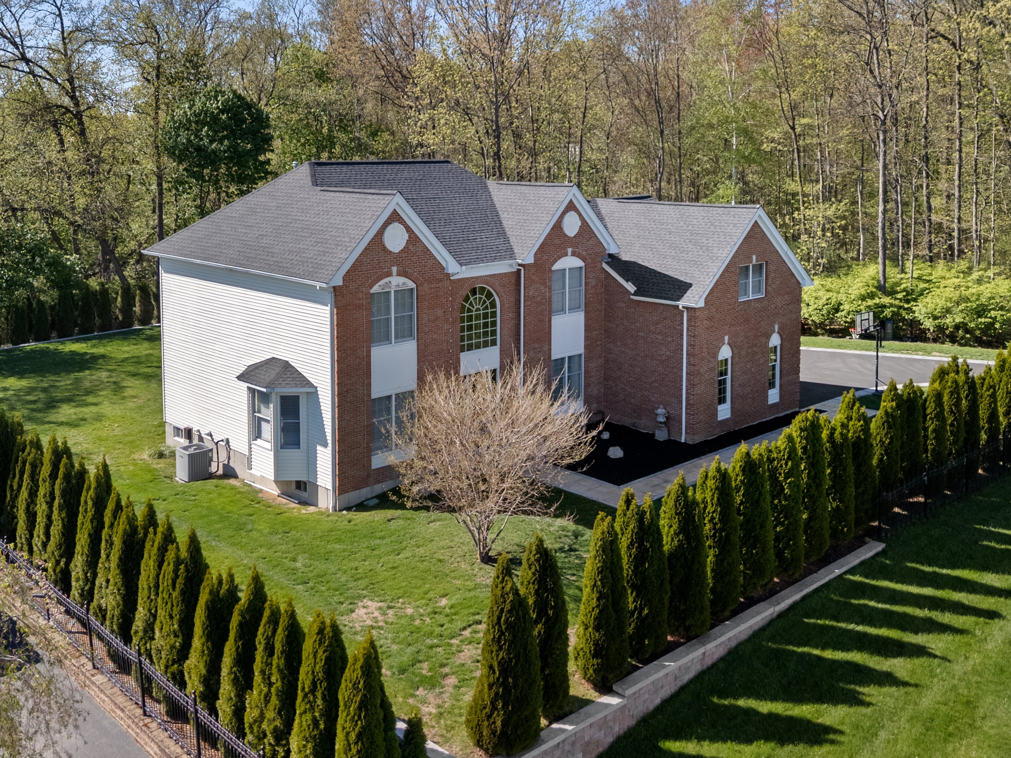  7 Dickinson Circle, Shrewsbury, MA 01545 - 物件實景