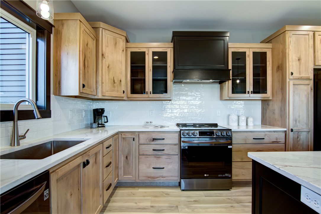 Chippewa Falls, Wisconsin, 54729, United States, 5 Bedrooms Bedrooms, ,3 BathroomsBathrooms,Residential,For Sale,1995396