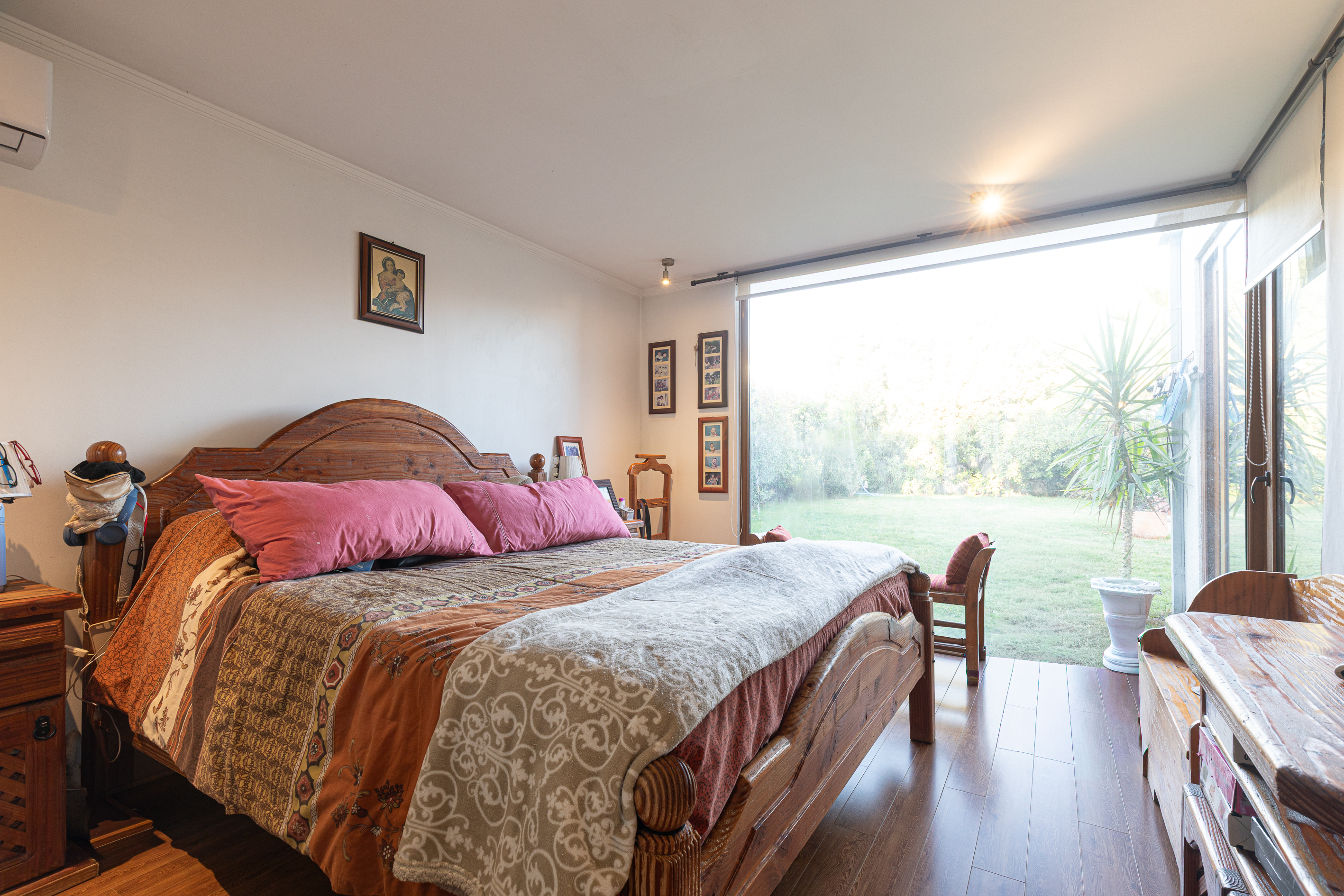 4-Bedroom Home in a Well-Established Gated Community - 物件實景