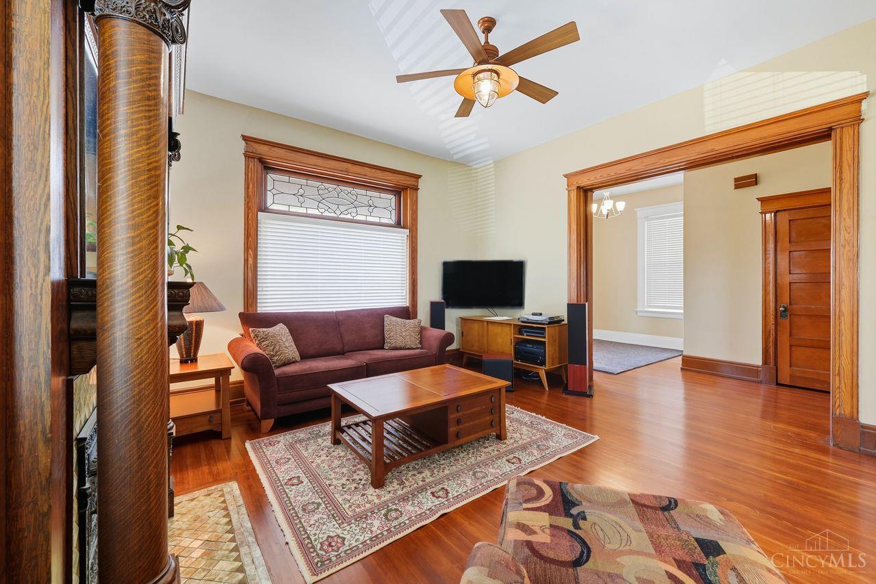 Norwood, Ohio, 45212, United States, 5 Bedrooms Bedrooms, ,5 BathroomsBathrooms,Residential,For Sale,1948609