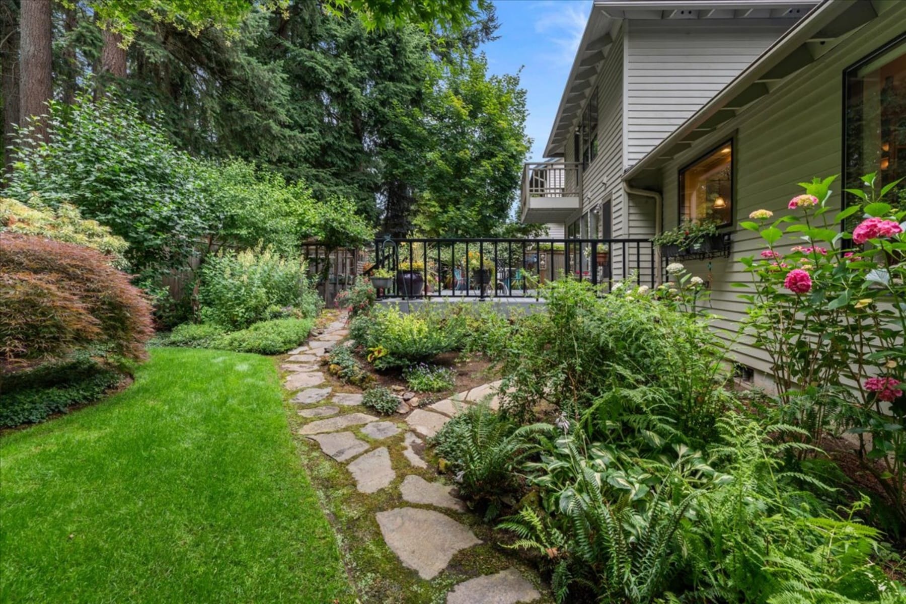  5725 SW CALUSA LOOP Tualatin, OR 97062 - 物件實景