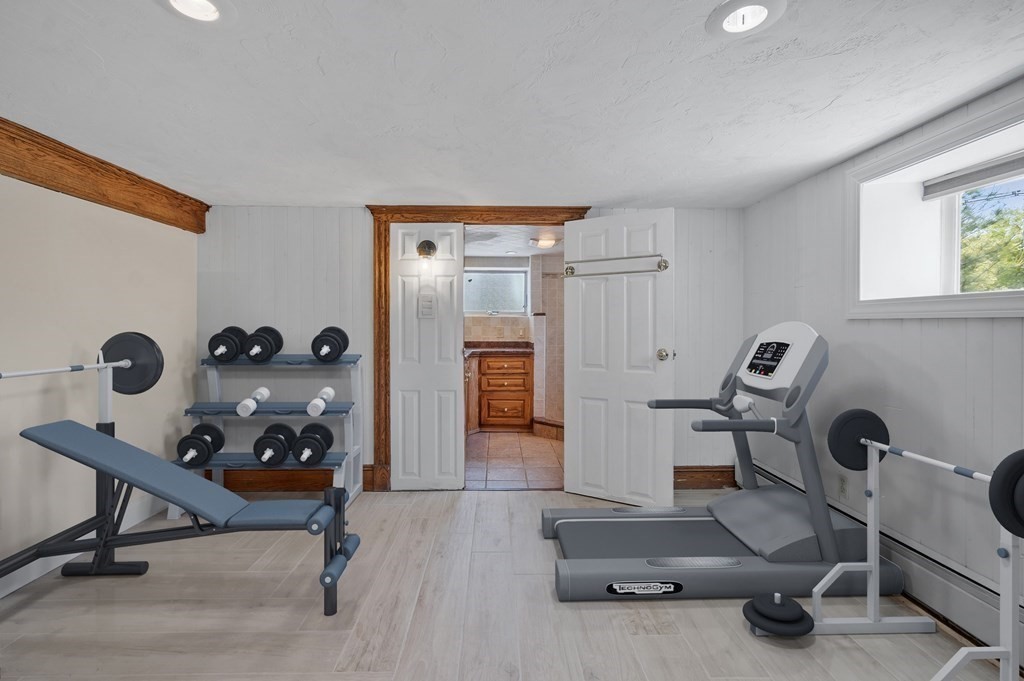 Malden, Massachusetts, 02148, United States, 3 Bedrooms Bedrooms, ,2 BathroomsBathrooms,Residential,For Sale,1938080