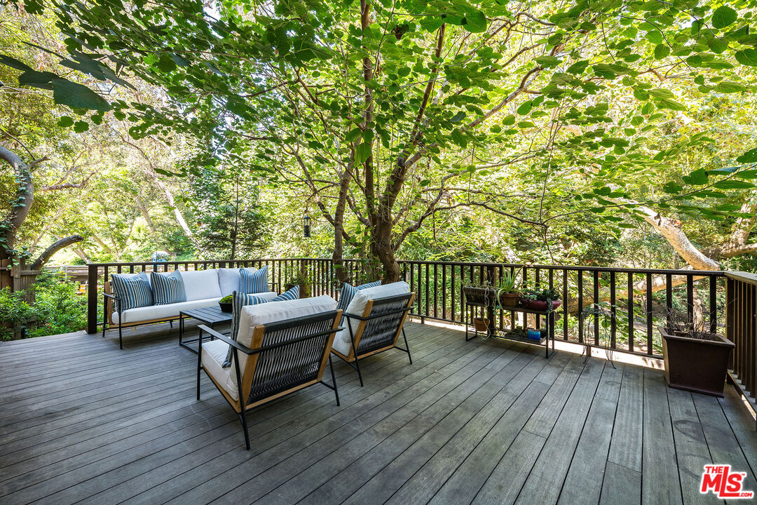 Santa Monica, California, 90402, United States, 7 Bedrooms Bedrooms, ,7 BathroomsBathrooms,Residential,For Sale,1940009