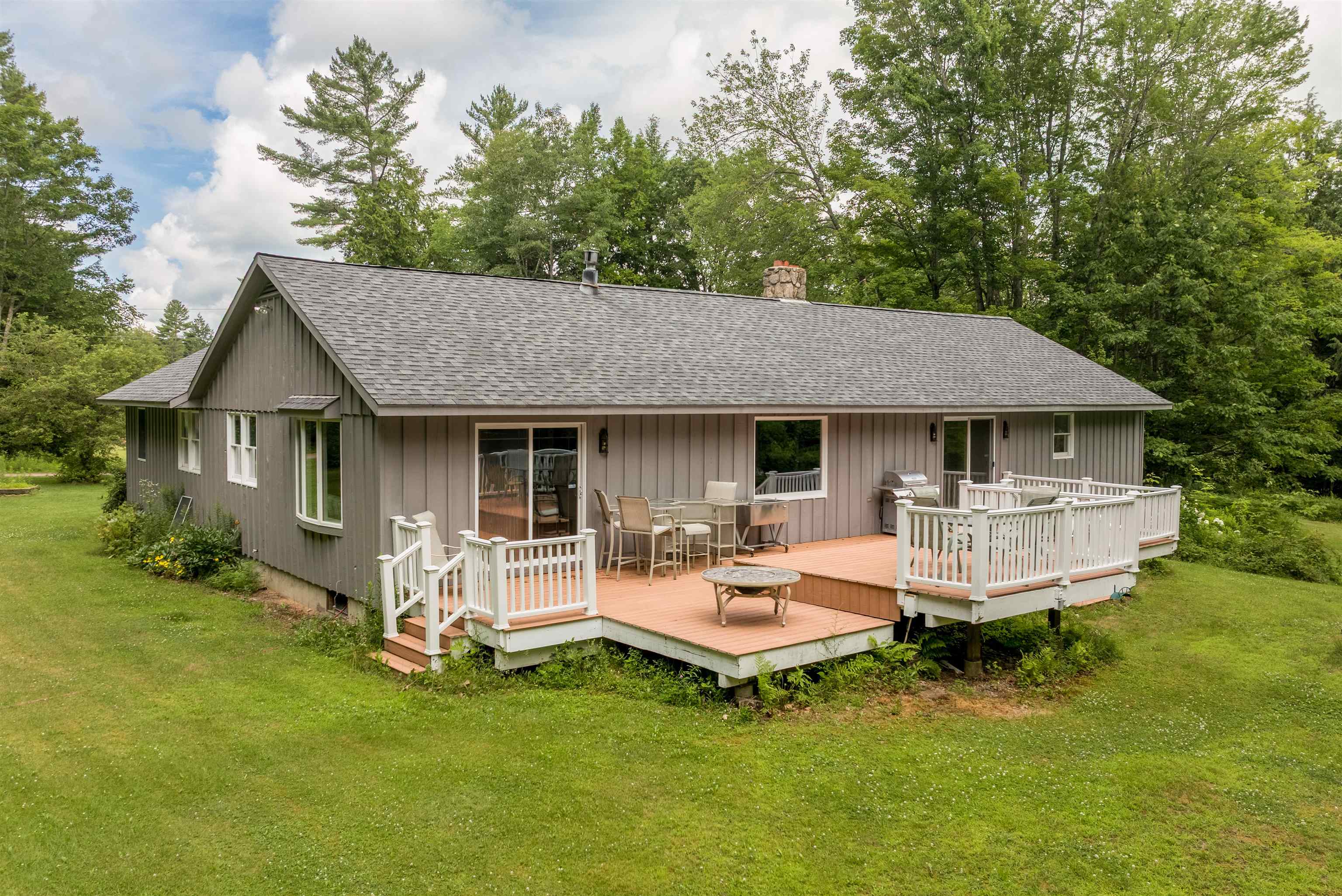 Newport, New Hampshire, 03773, United States, 4 Bedrooms Bedrooms, ,1 BathroomBathrooms,Residential,For Sale,1892643