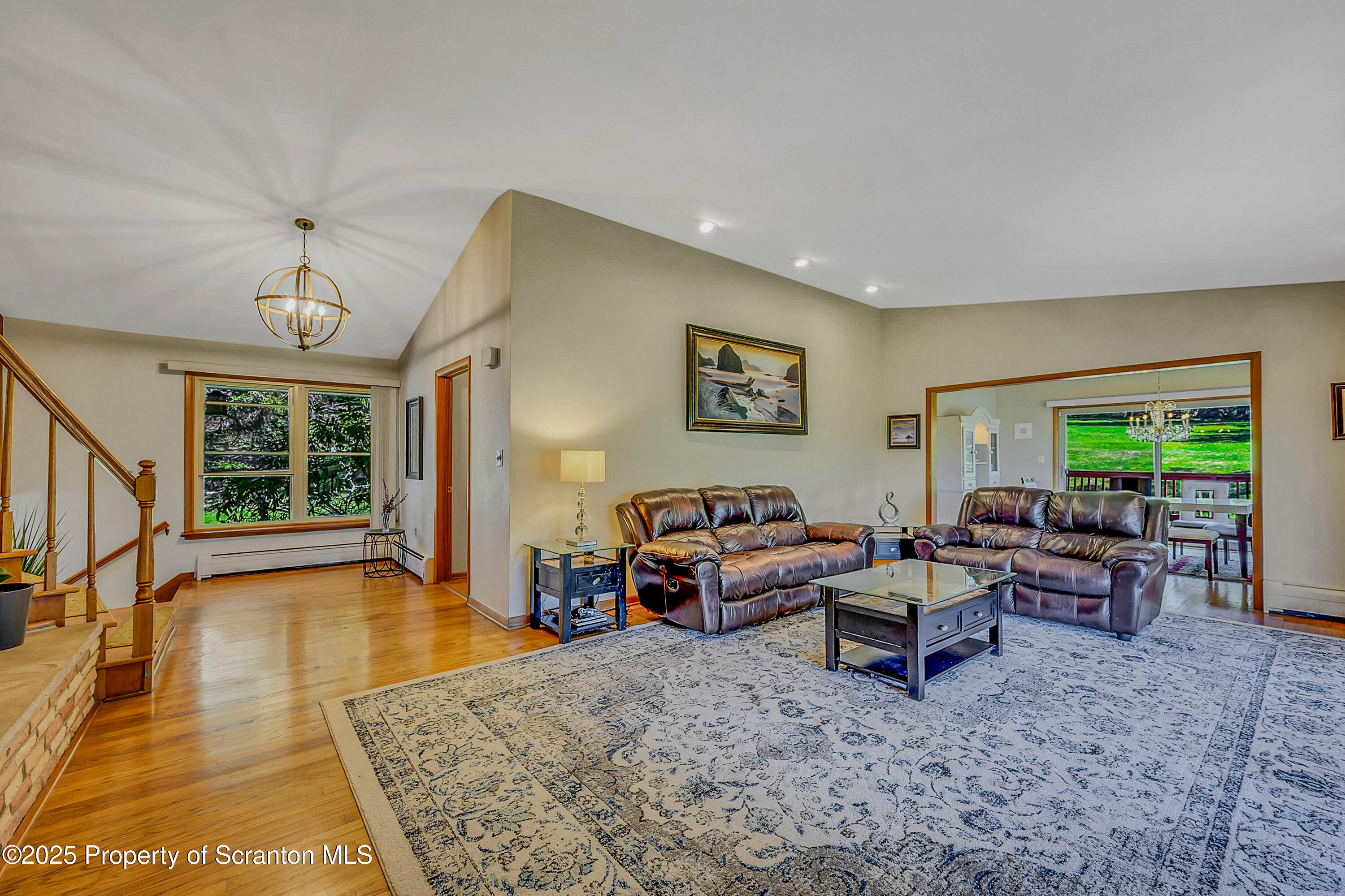 Clarks Summit, Pennsylvania, 18411, United States, 5 Bedrooms Bedrooms, ,4 BathroomsBathrooms,Residential,For Sale,1971485