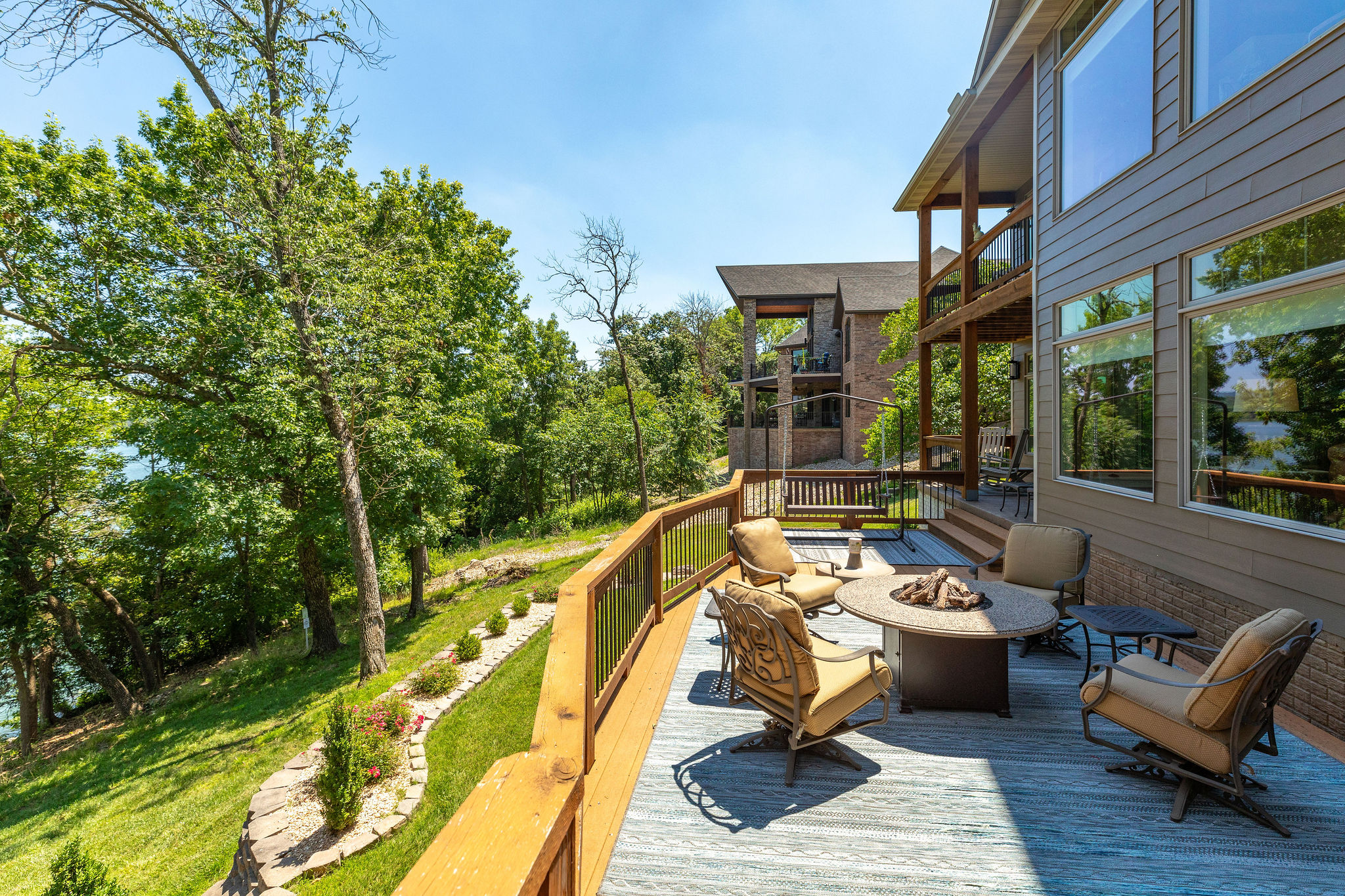 Shell Knob, Missouri, 65747, United States, 4 Bedrooms Bedrooms, ,5 BathroomsBathrooms,Residential,For Sale,1894340