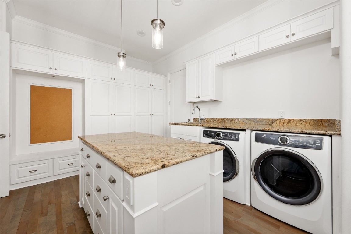 Austin, Texas, 78746, United States, 4 Bedrooms Bedrooms, ,6 BathroomsBathrooms,Residential,For Sale,1838142