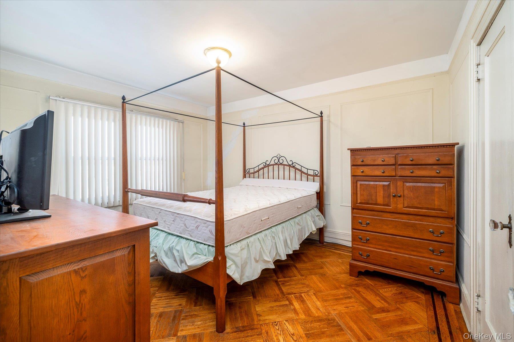 Maspeth, New York, 11378, United States, 3 Bedrooms Bedrooms, ,1 BathroomBathrooms,Residential,For Sale,2002162