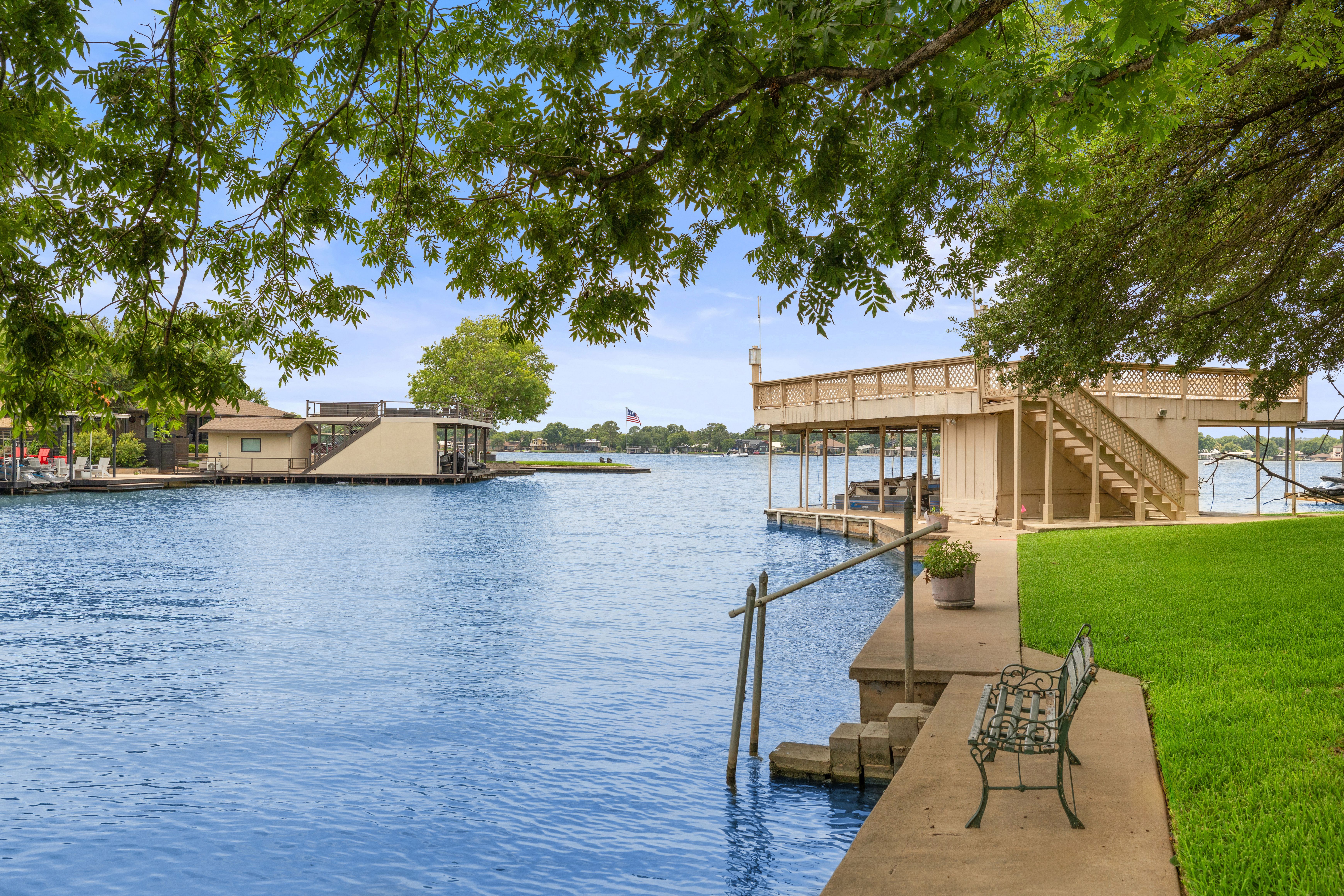  Prime Lake LBJ Waterfront Opportunity - 物件實景