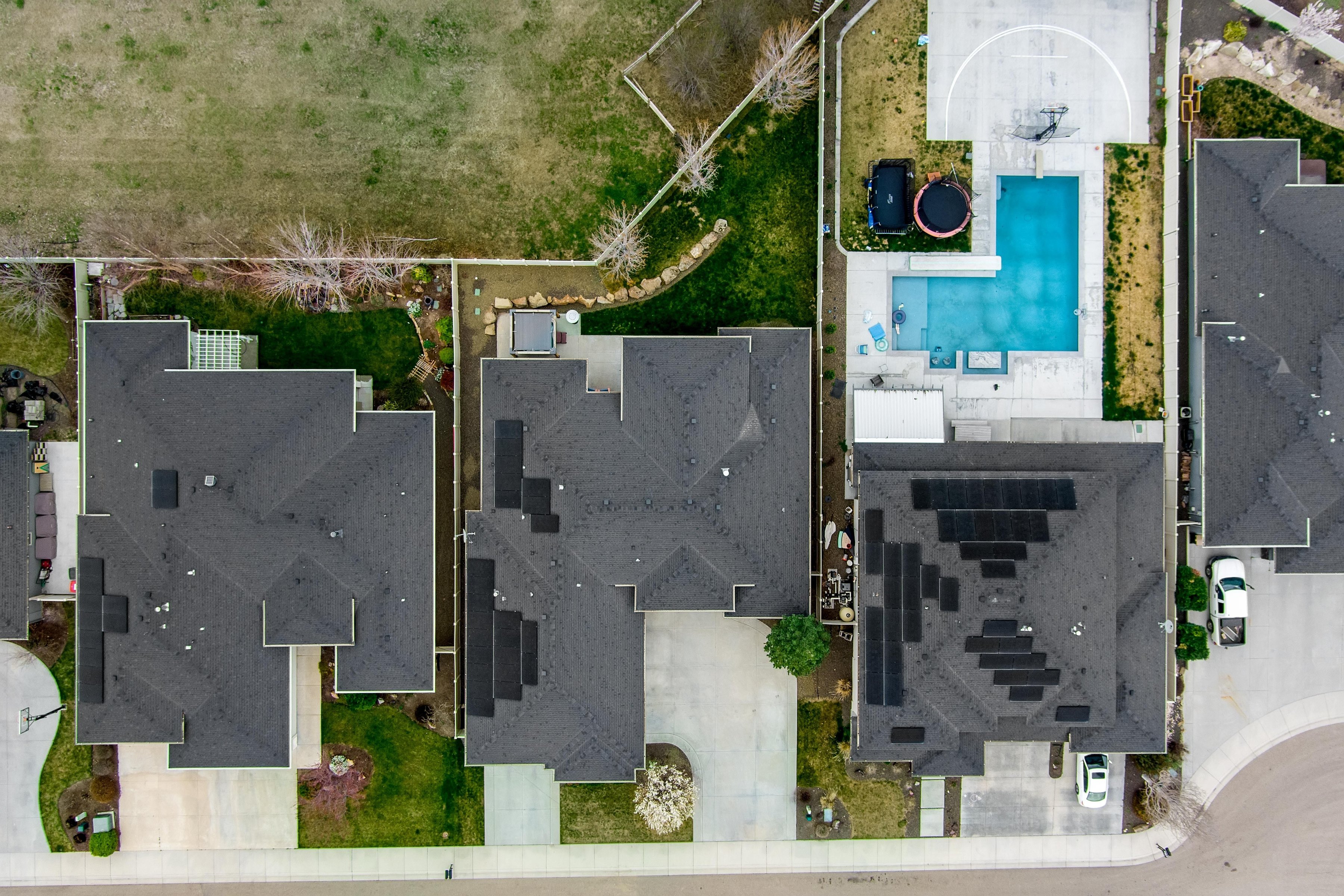  Beautiful Single Level - Former Builder Model Home - 物件實景