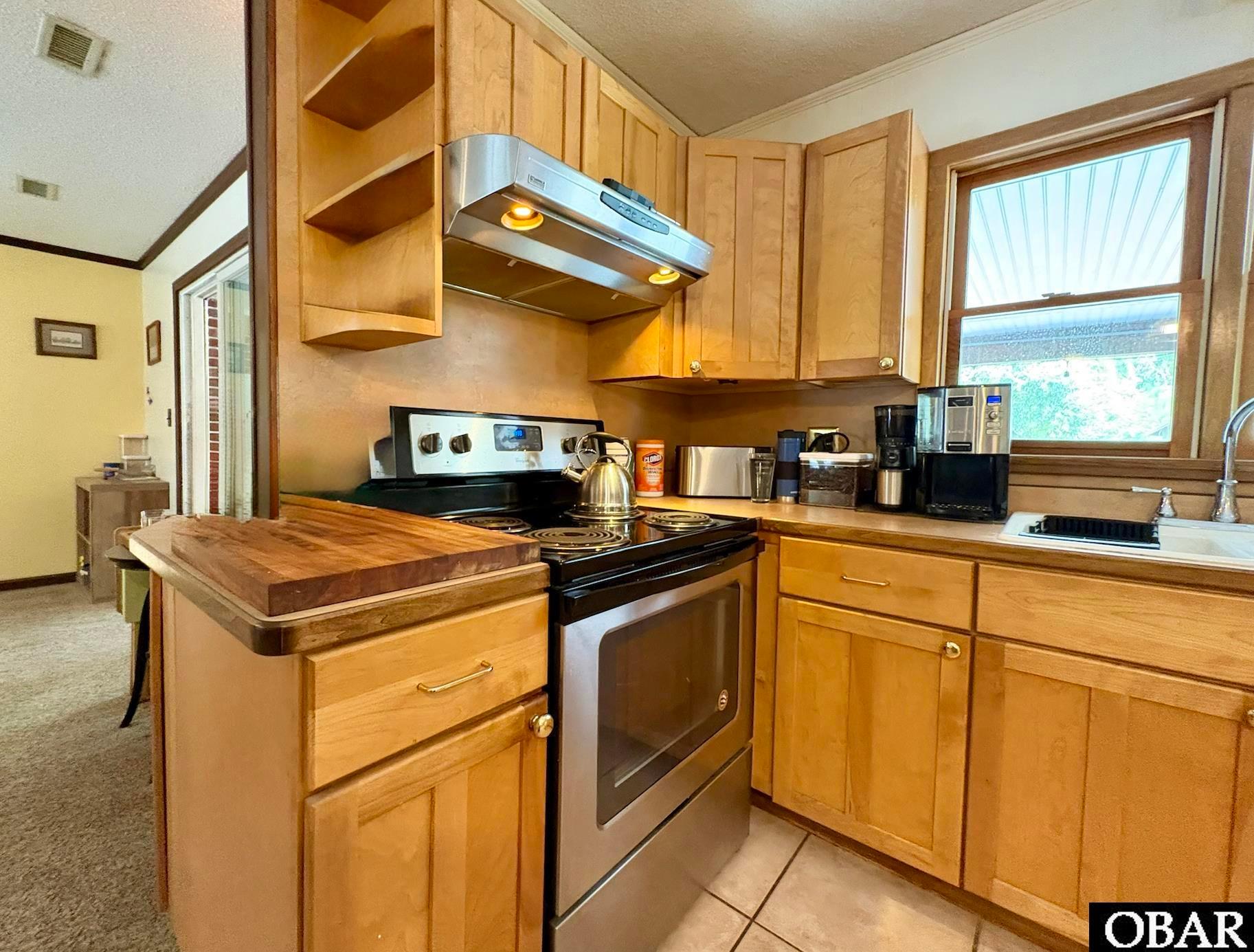 Kill Devil Hills, North Carolina, 27948-8406, United States, 3 Bedrooms Bedrooms, ,3 BathroomsBathrooms,Residential,For Sale,1959327