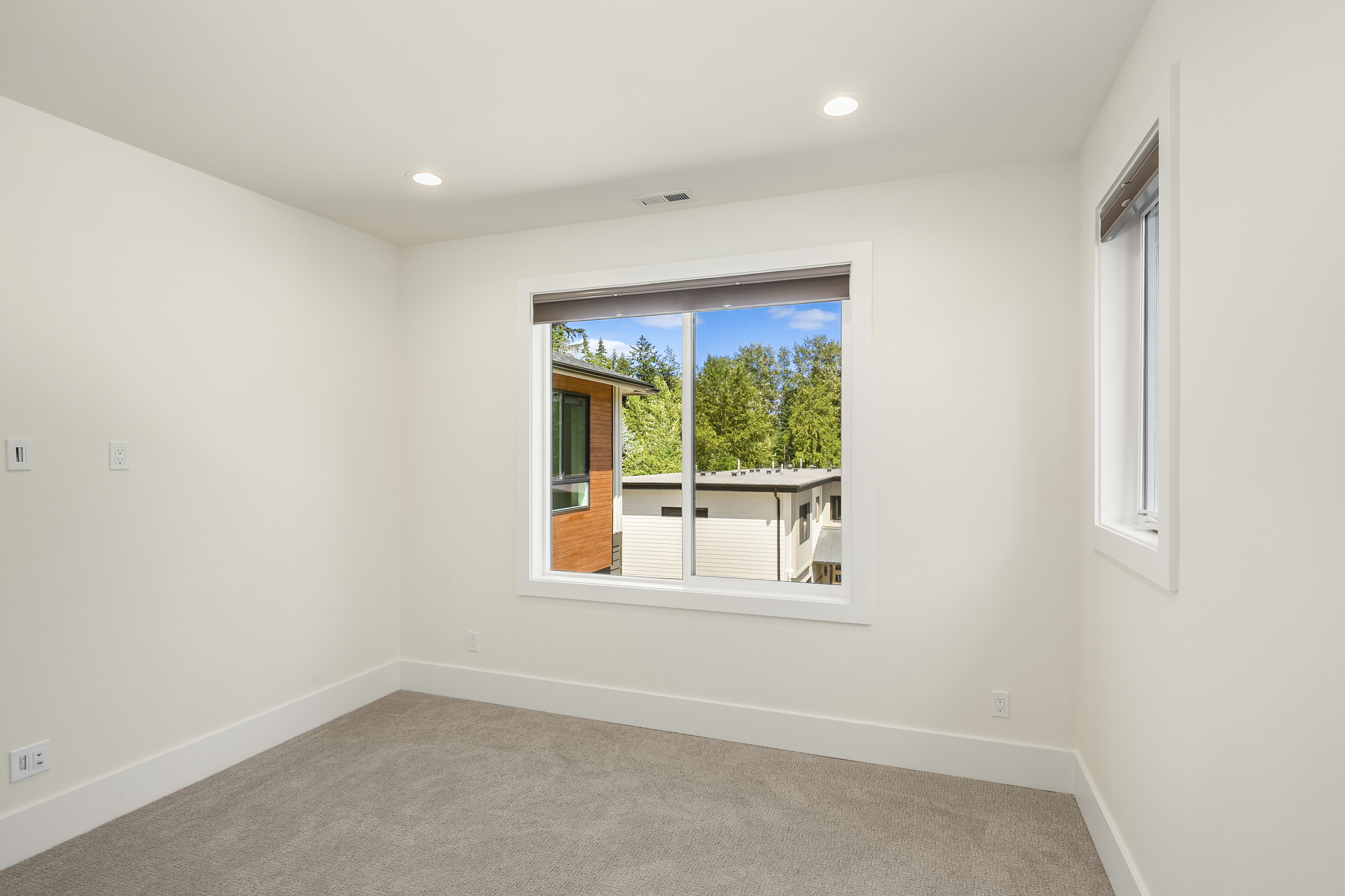  11327 113th Place Northeast, Kirkland, WA 98033 - 物件實景