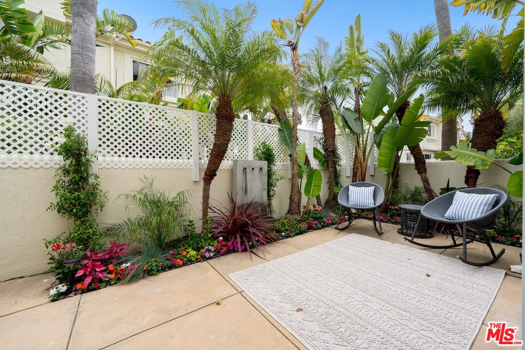 Malibu, California, 90265, United States, 3 Bedrooms Bedrooms, ,3 BathroomsBathrooms,Residential,For Sale,1850176