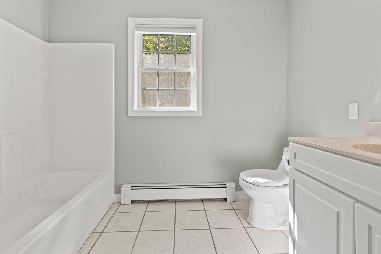 Windham, Maine, 04062, United States, 3 Bedrooms Bedrooms, ,3 BathroomsBathrooms,Residential,For Sale,1926366