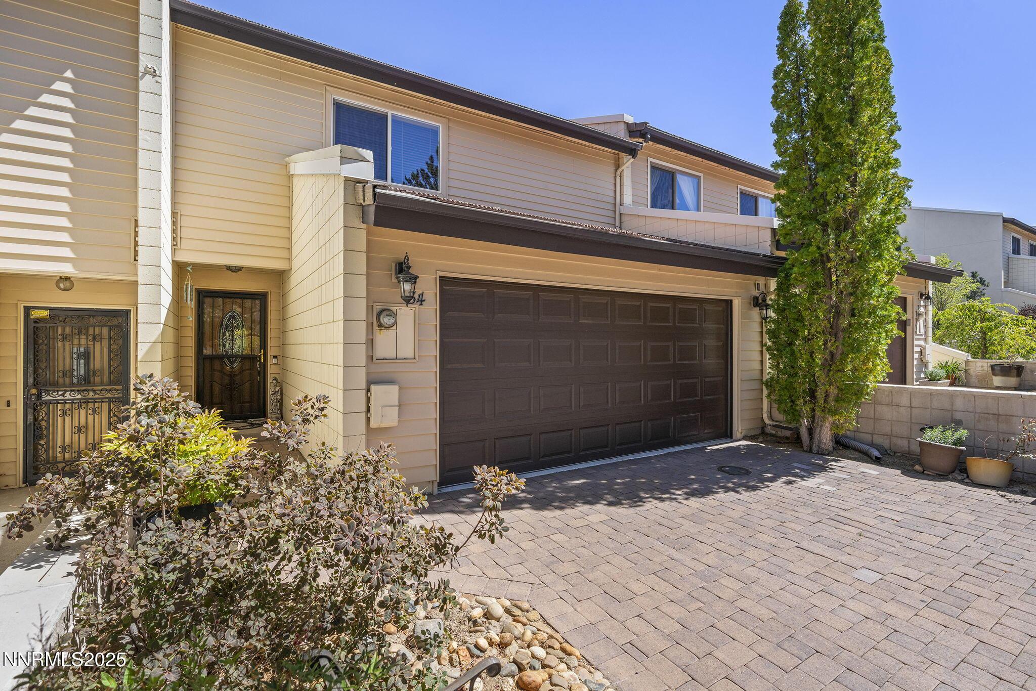 Reno, Nevada, 89509, United States, 2 Bedrooms Bedrooms, ,3 BathroomsBathrooms,Residential,For Sale,1912616