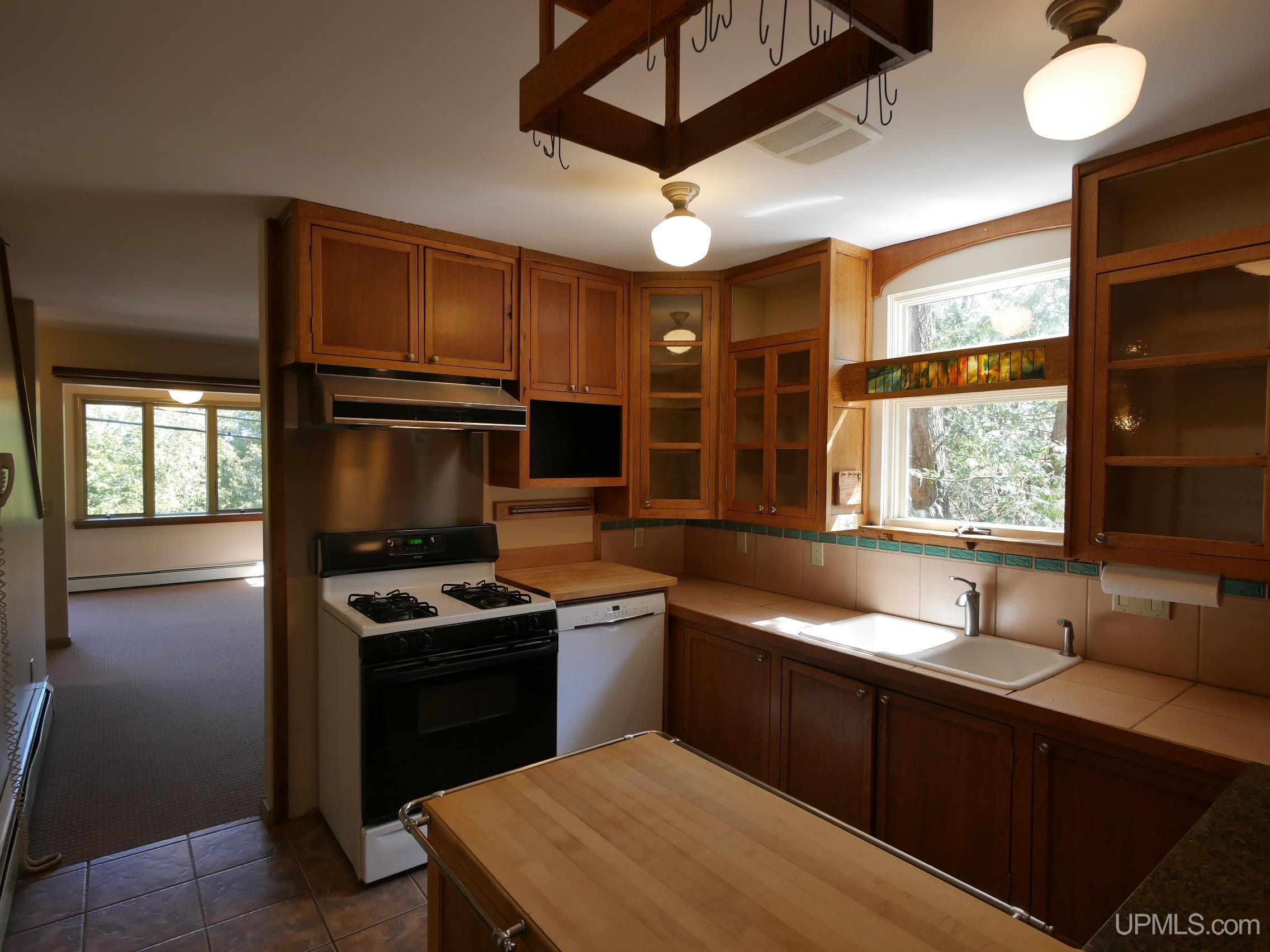 Copper Harbor, Michigan, 49918, United States, 3 Bedrooms Bedrooms, ,3 BathroomsBathrooms,Residential,For Sale,1924307